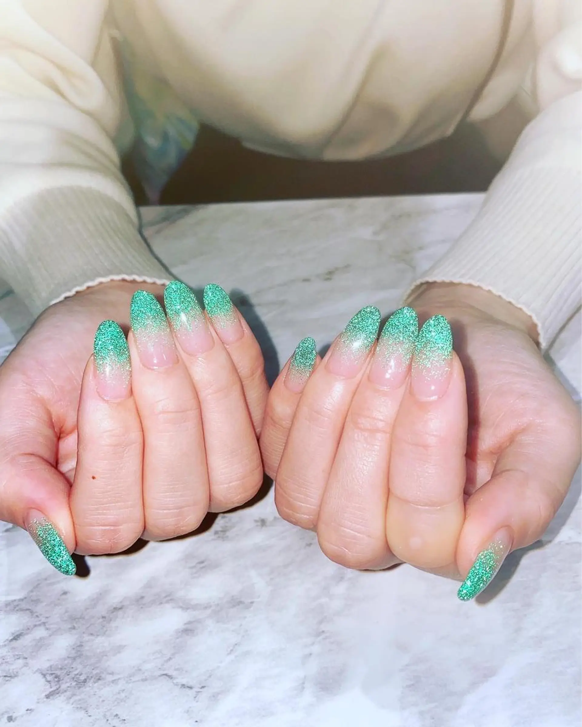 ネイル フラッシュネイル ワンカラーネイル ハンドネイル フットネイル ハンドケア nail salon  AlgeTy所属・✴︎:.｡. MAKI.｡.:✴︎のネイルデザイン