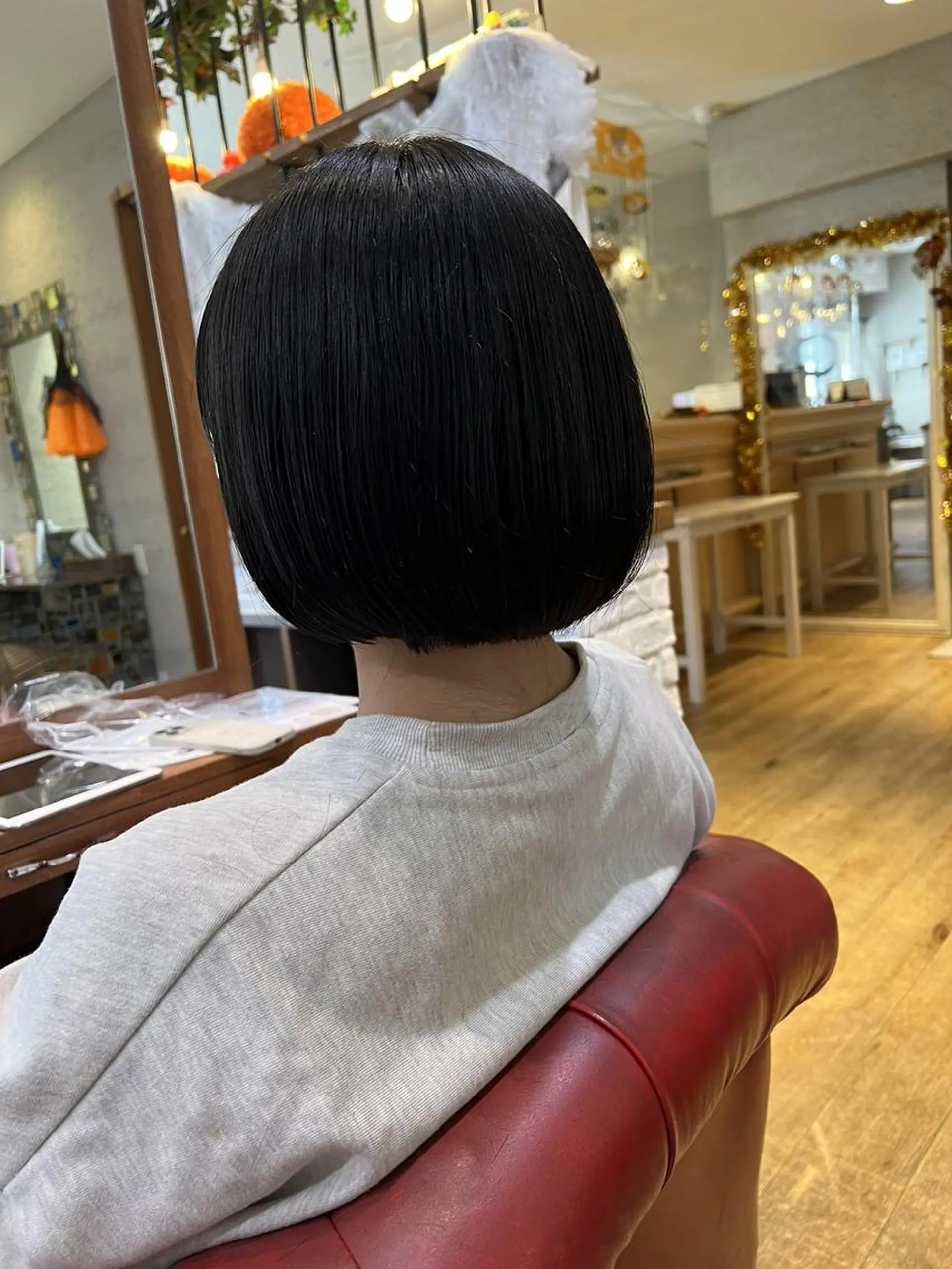 ミディアム カラー アティリー 西梅田のヘアスタイル