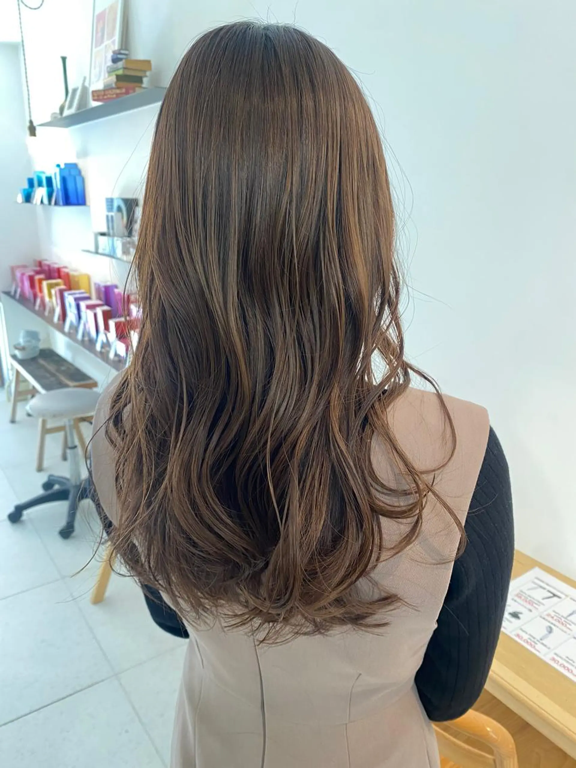 セミロング カラー カット ヘアカラー トリートメント 安永 涼のヘアスタイル