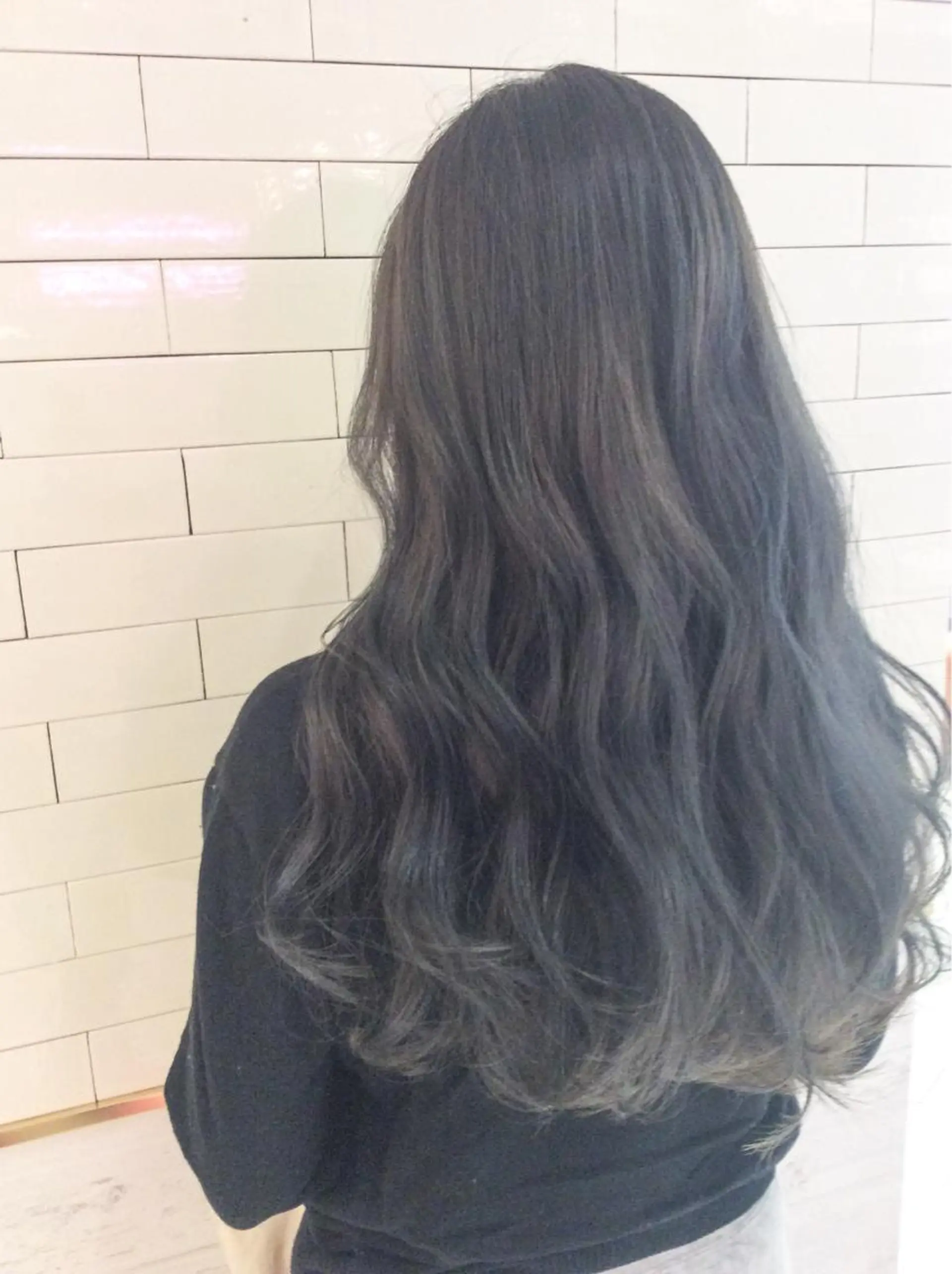 ロング カラー ブルーカラー ネイビーカラー レイヤーカット× 髪質改善たもりのヘアスタイル