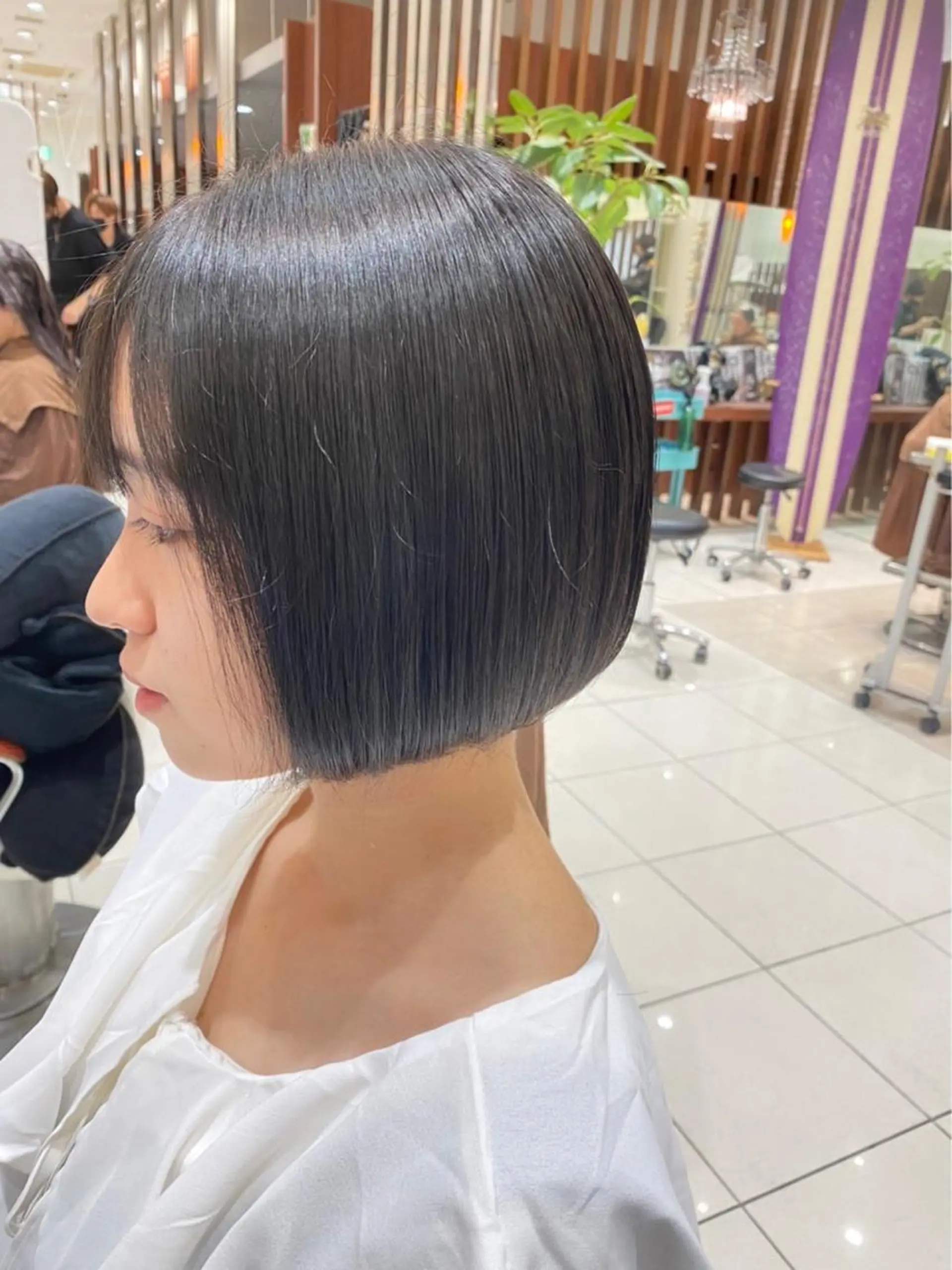 ミディアム パーマ 縮毛矯正 平岡 成介のヘアスタイル