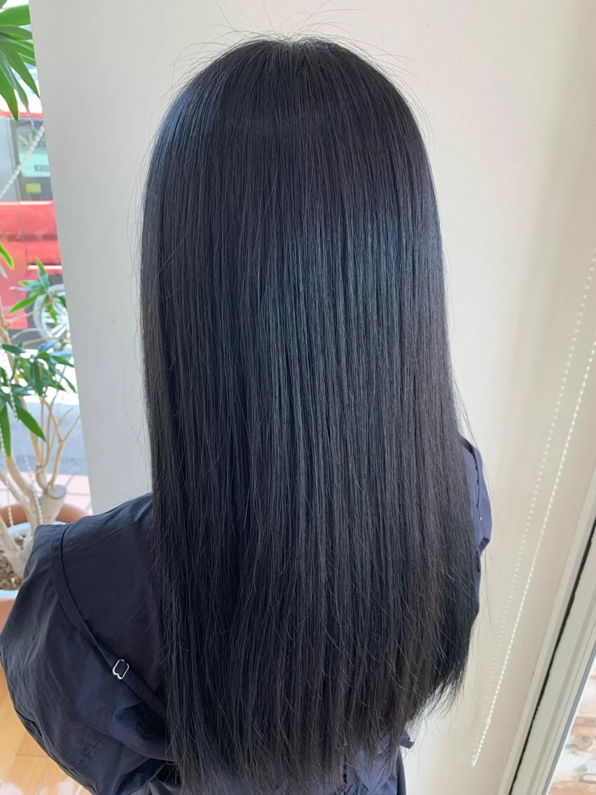 ロング カラー 柴田 結衣のヘアスタイル