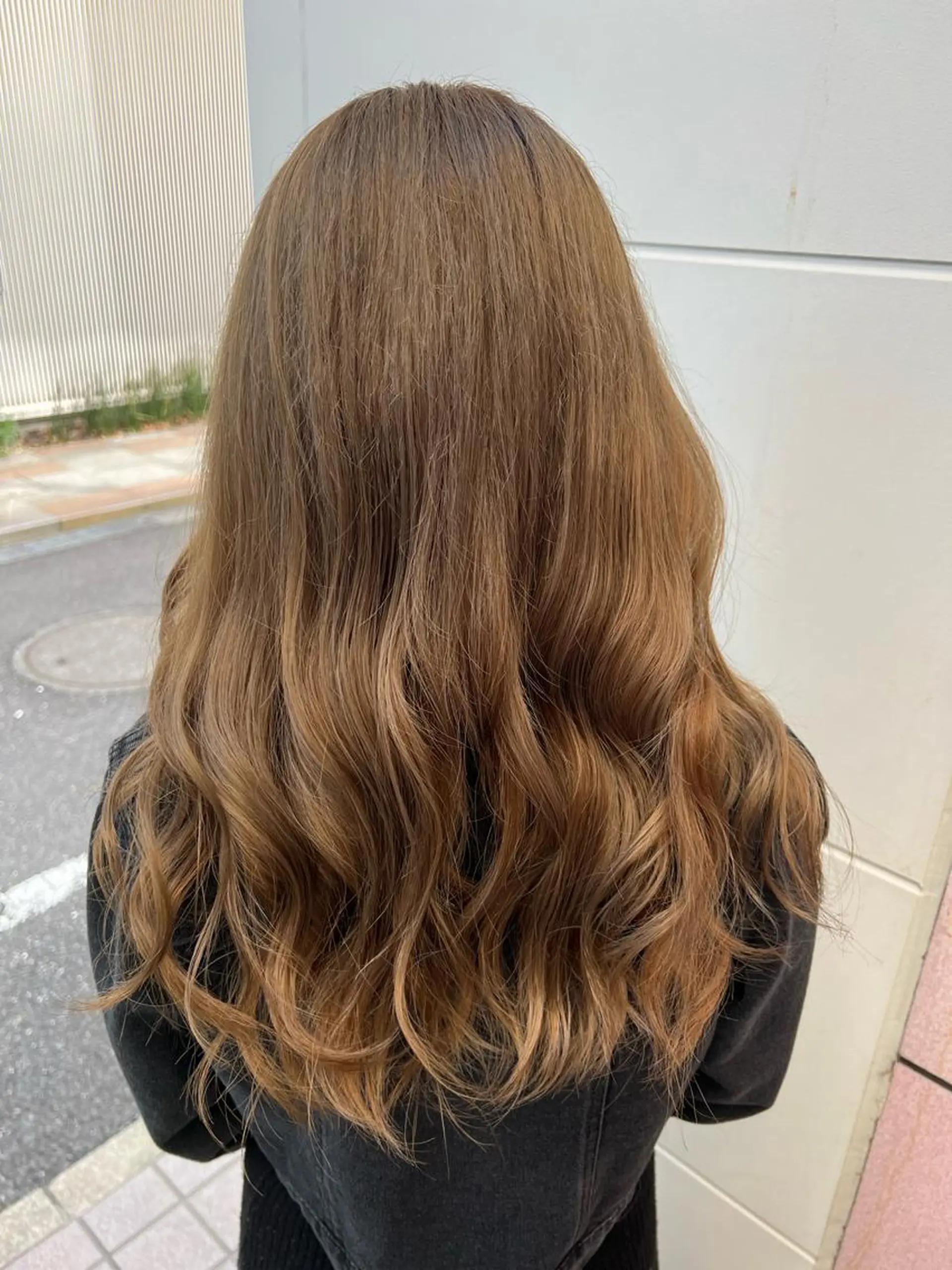 ロング カラー ヘアアレンジ Moana by HEADLIGHT所属・tomoka/ デザインカラー🌺のヘアスタイル