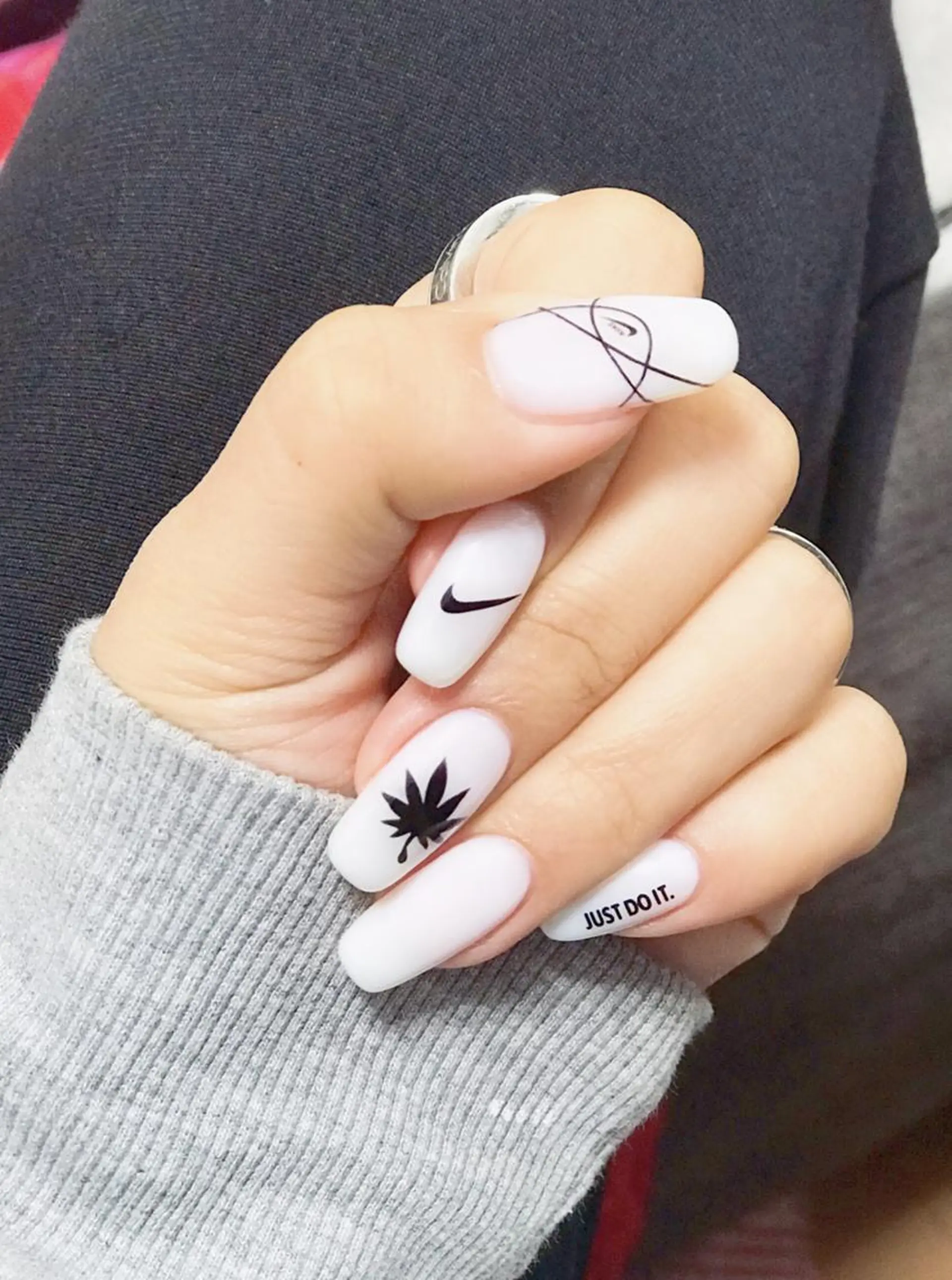 ネイル 閨匠 ビューティサロンのネイルデザイン