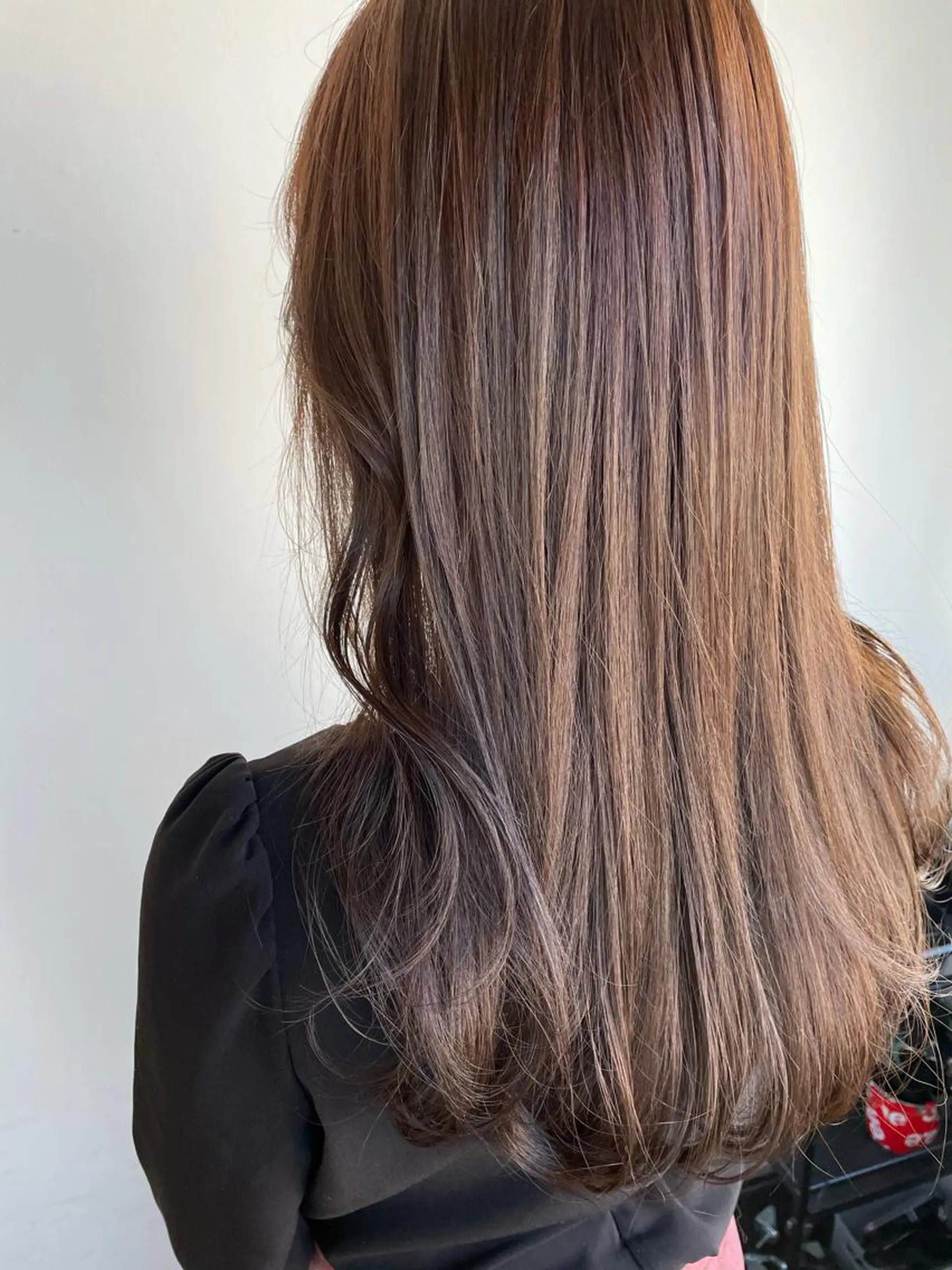 セミロング カラー ベージュカラー🤎 鈴木サトミのヘアスタイル