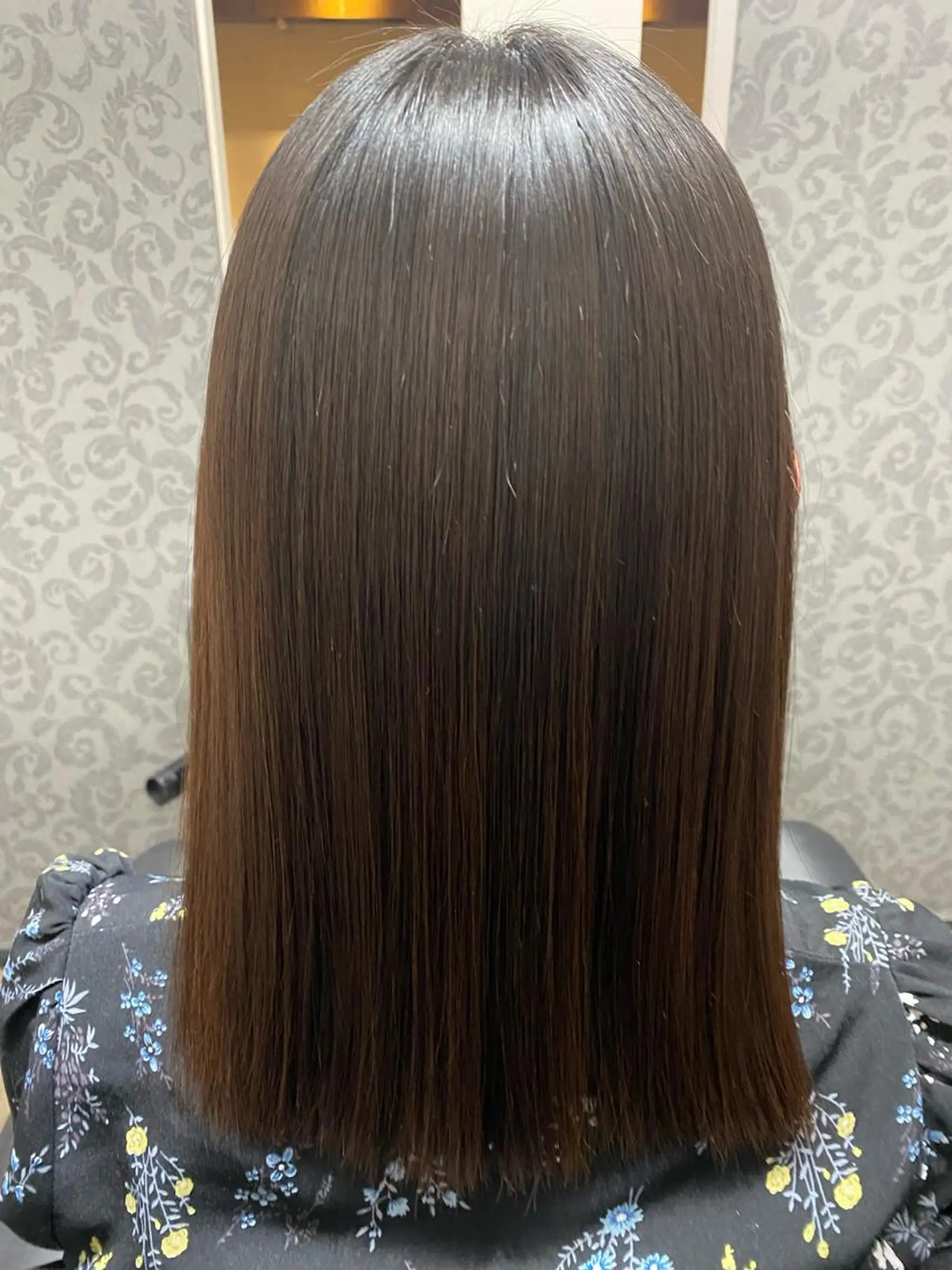 ミディアム カット 縮毛矯正 佐藤 はるとのヘアスタイル