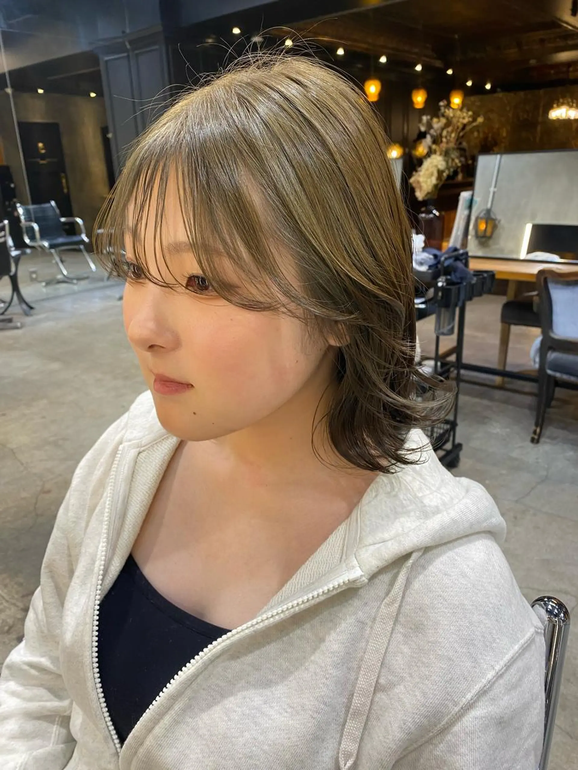 ミディアム カラー 透明感カラー グレージュ カーキグレージュ Ms.CHARM所属・透明感カラー🌿 グレージュ🐺陽介のヘアスタイル