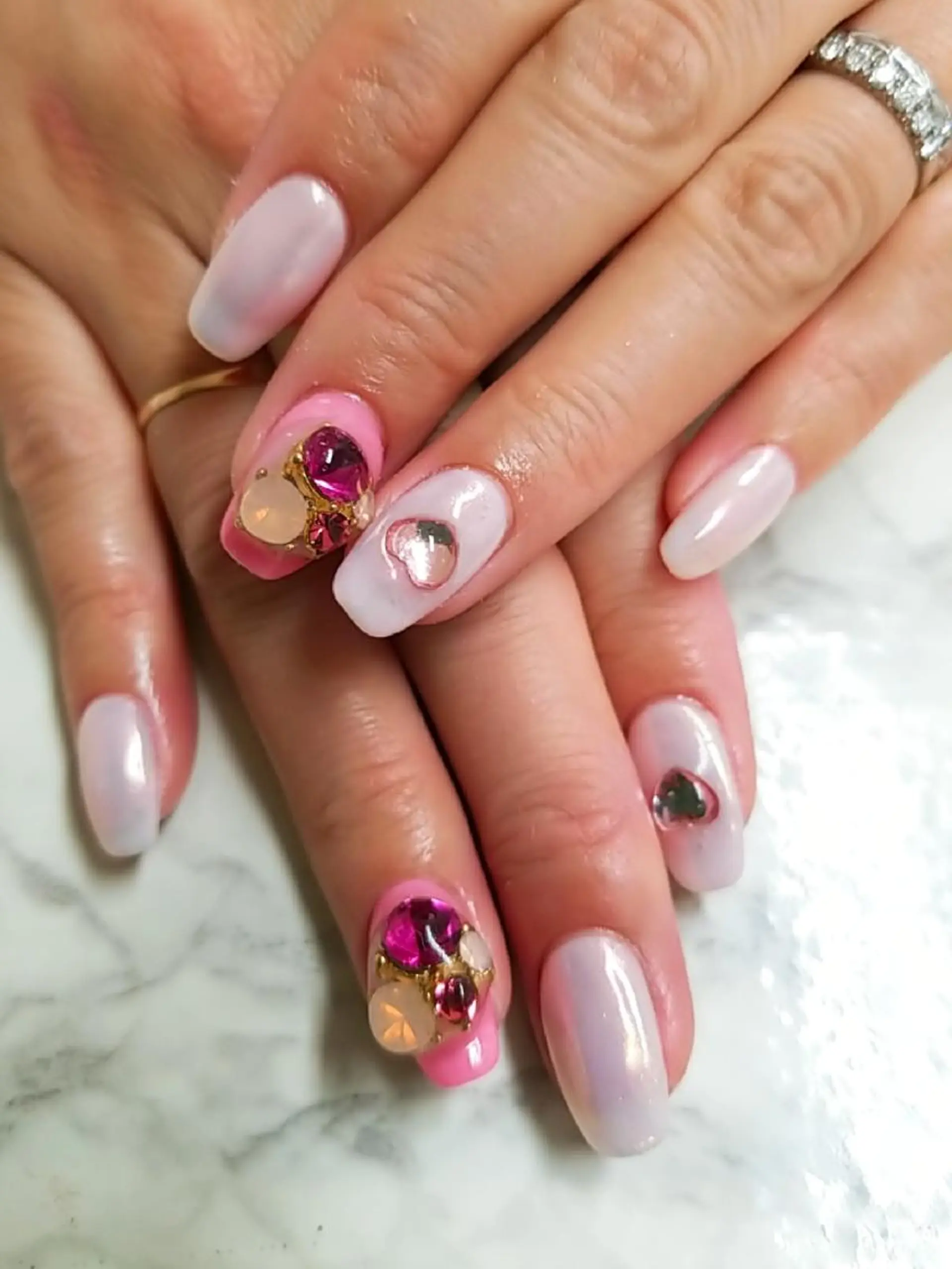 ネイル 河野ちえ (雑誌掲載サロン)のネイルデザイン