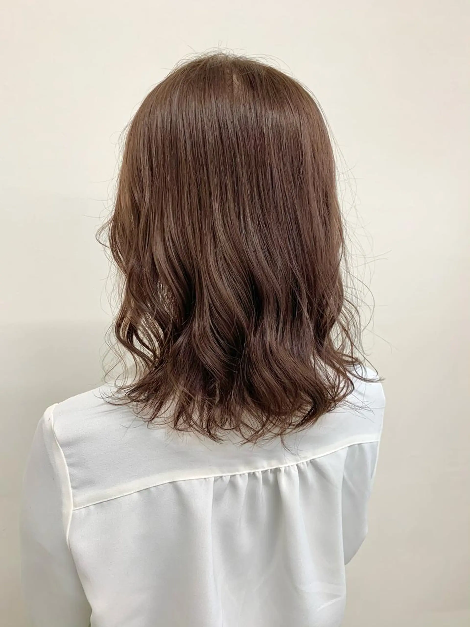 ミディアム カラー 🔵赤み消し透明感 梅田・増田のヘアスタイル