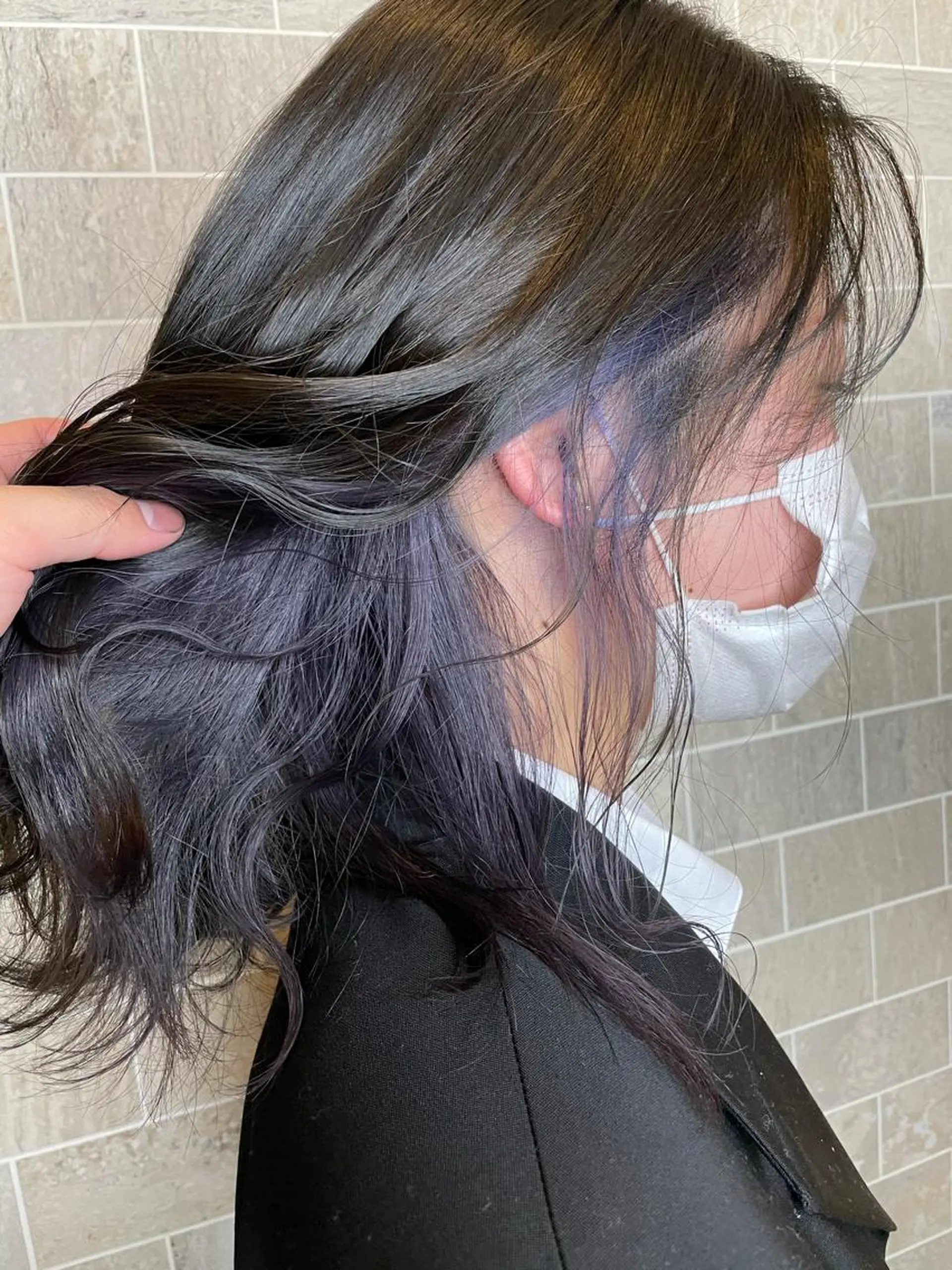 セミロング ブリーチ毛矯正.髪質 改善.髪にドラマをのヘアスタイル