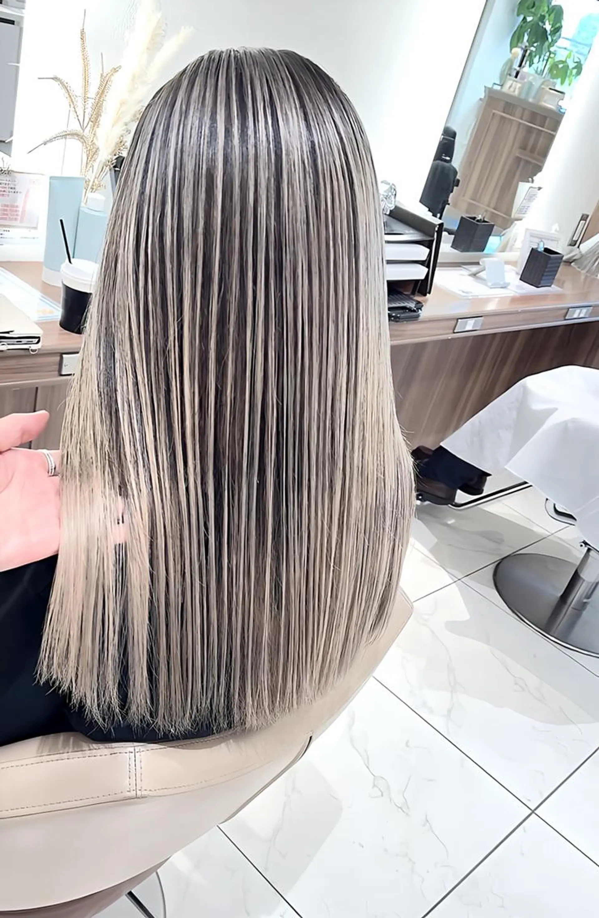 ロング カラー バレイヤージュ 髪質改善 レイヤーカット ヘアカラー トリートメント 大宮/バレイヤージュ 髪質改善/澤田隆誠のヘアスタイル