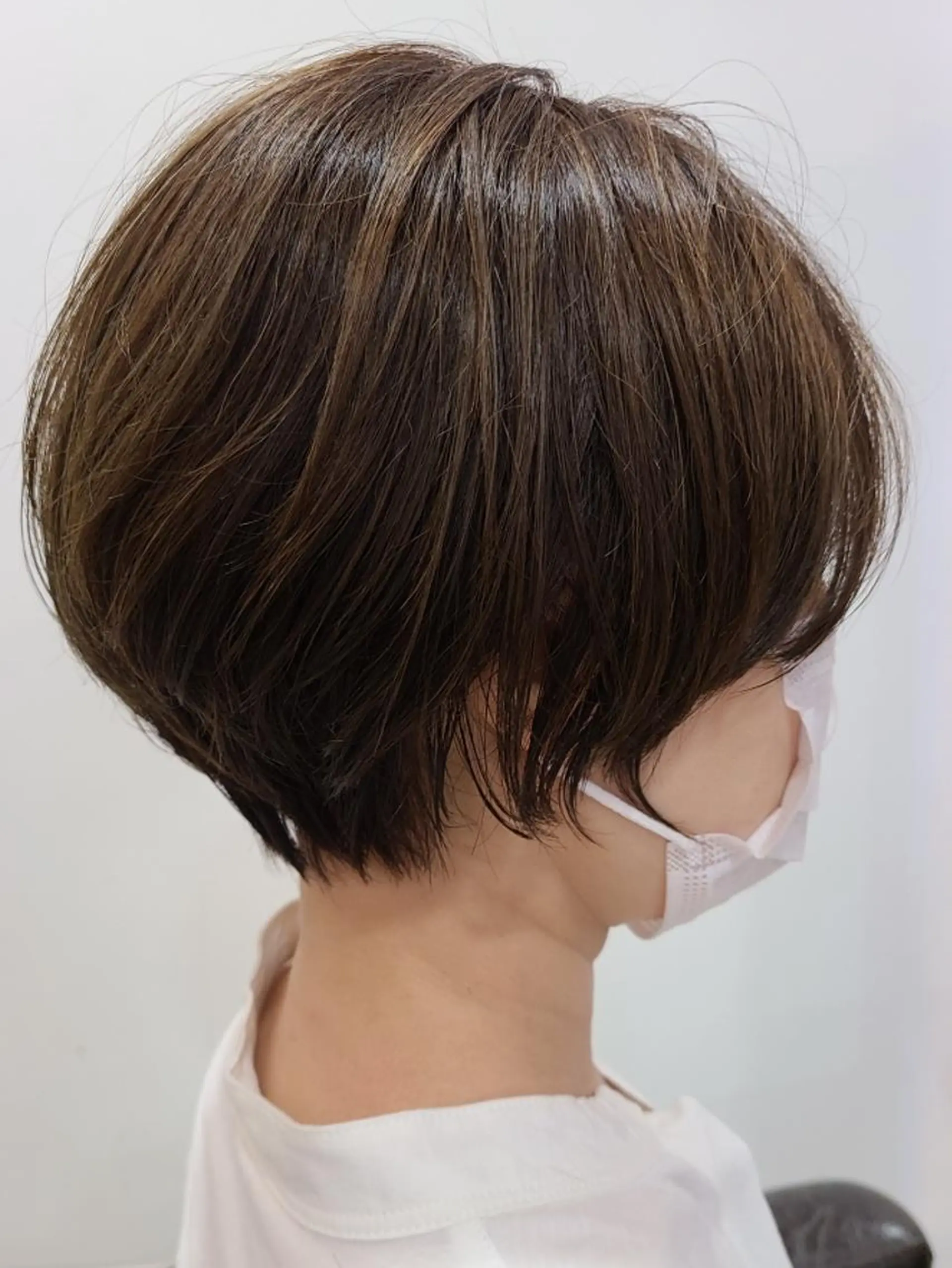 ショート カラー ブリーチ、デザイン  カラー福士直矢のヘアスタイル