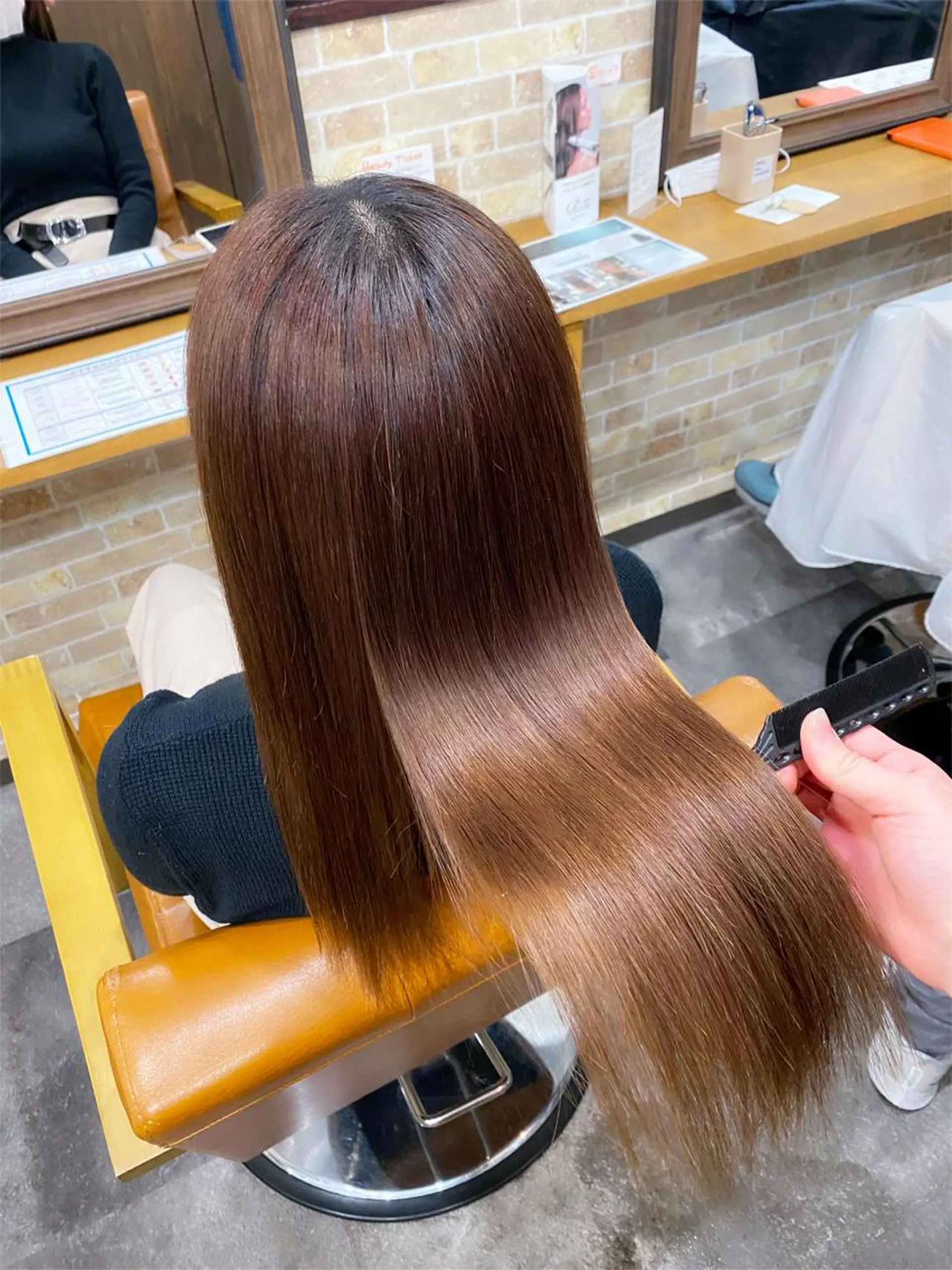 セミロング トリートメント 美髪ヘア 🤍erikaのヘアスタイル