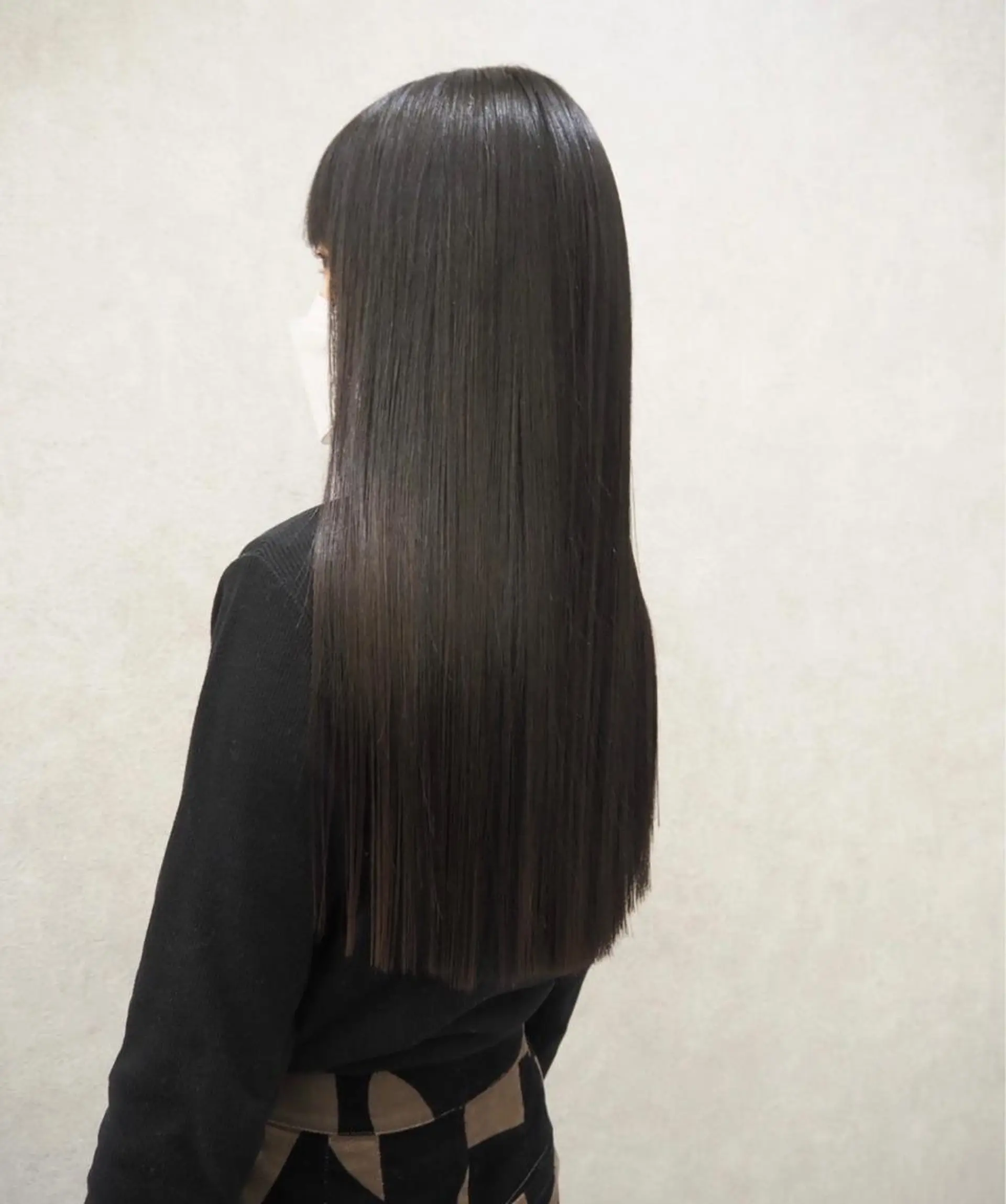 ロング karin ボブハイトーンのヘアスタイル