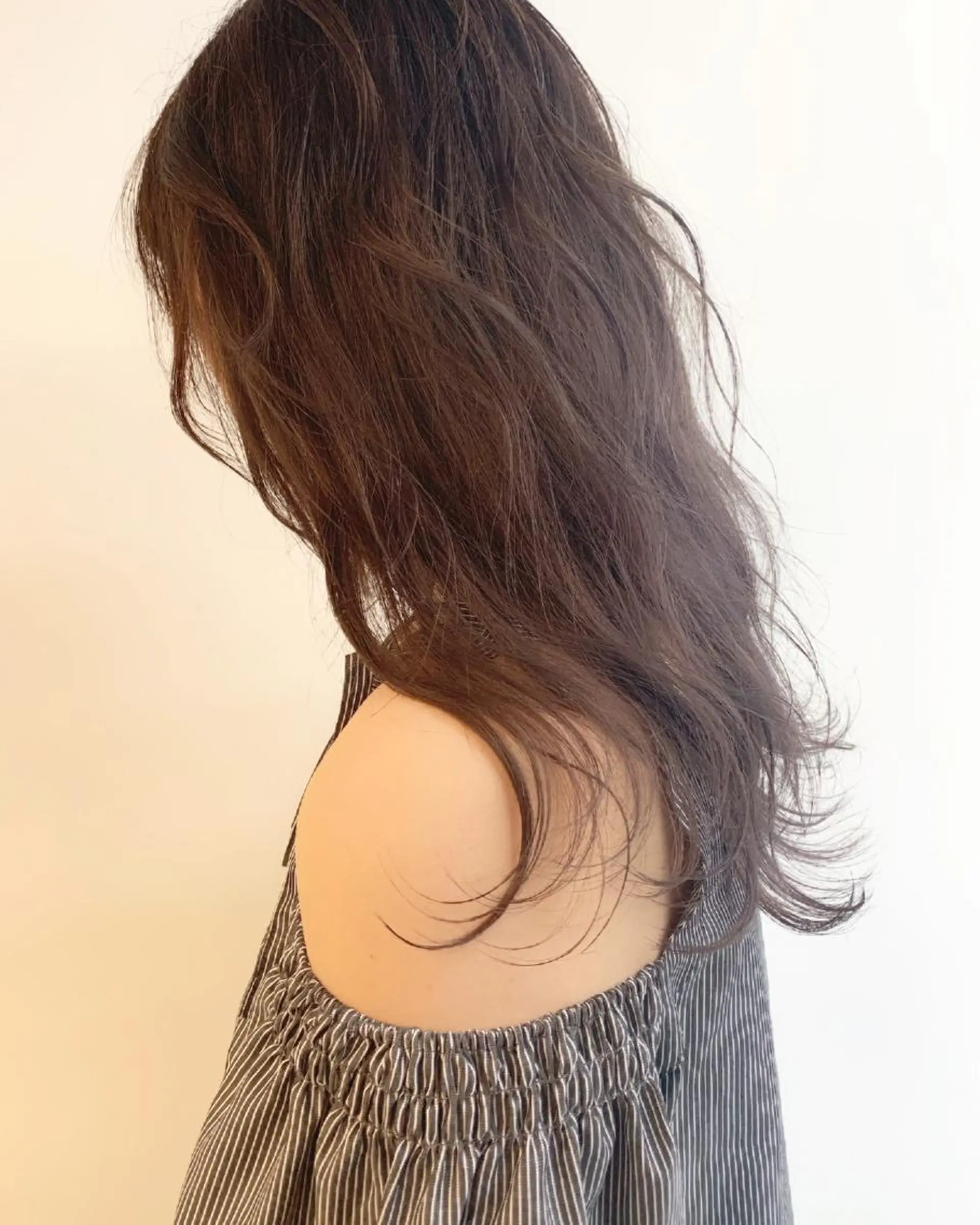セミロング 透明感/オリーブ/ グレージュ/YUKAのヘアスタイル