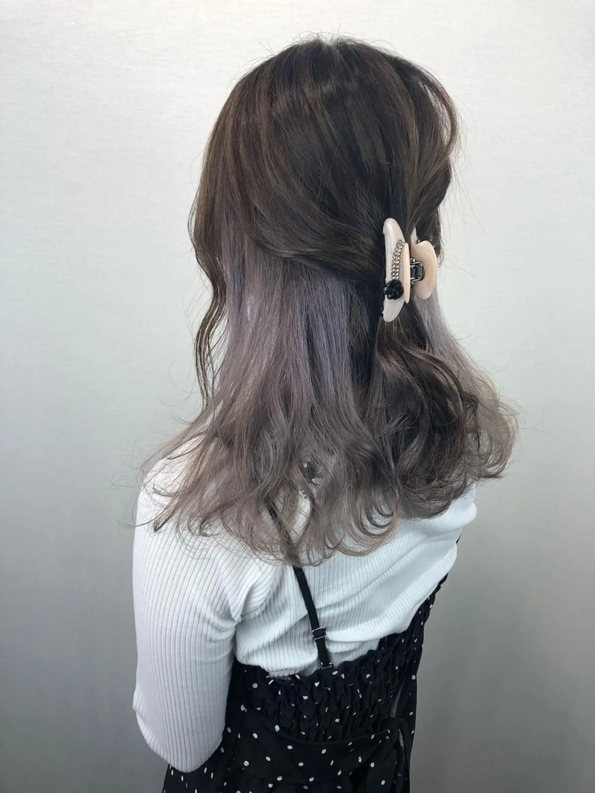 ロング カラー ブリーチ ハイトーンカラー ラベンダーカラー ヘアカラー 2nd所属・🤍2nd🤍田所 美希のヘアスタイル