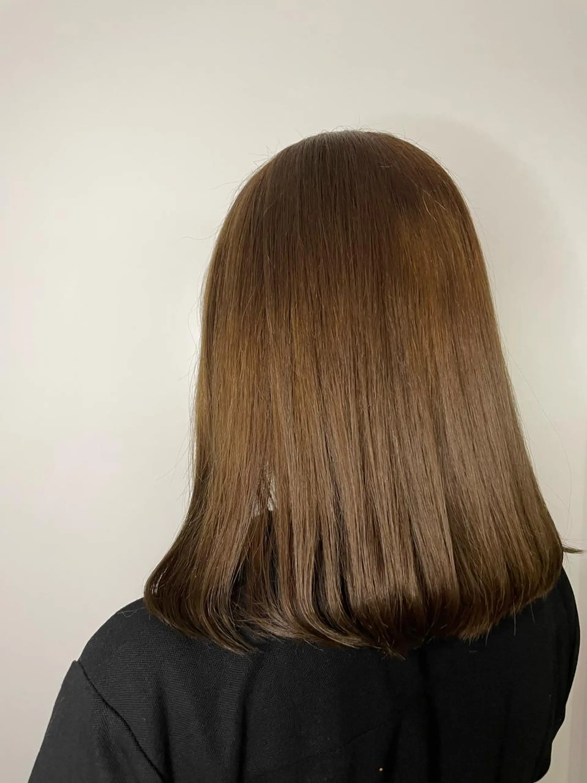 ミディアム カラー ブリーチ ブリーチなしカラー ash  takasaki所属・大塚 友茉のヘアスタイル