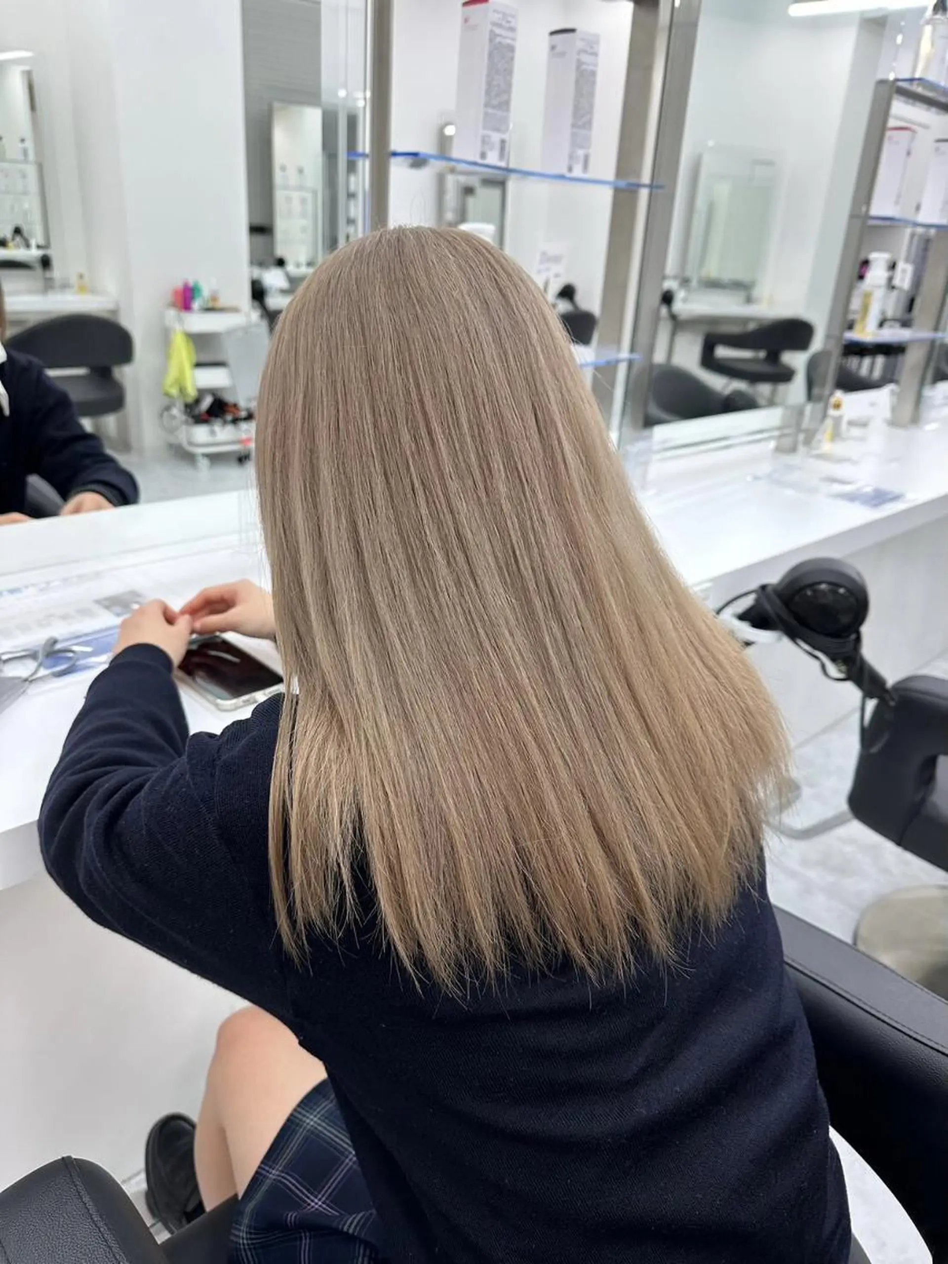 カラー *🧸透け感カラー 🍪福岡🧸のヘアスタイル