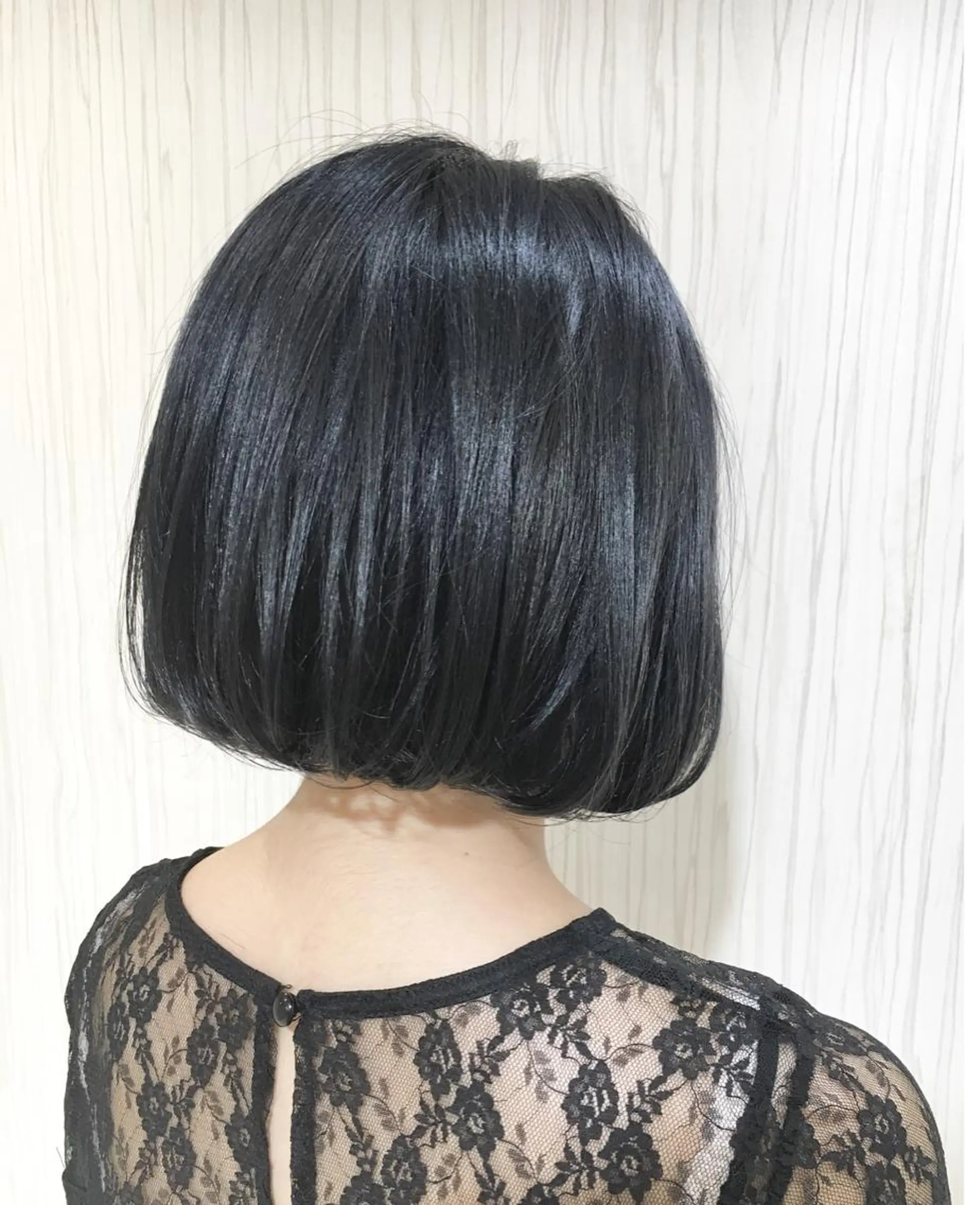 ショート ミディアム カラー パーマ ヘアアレンジ 黒髪 ネイビーカラー ✨艶髪✨透明感✨ 山内大樹のヘアスタイル