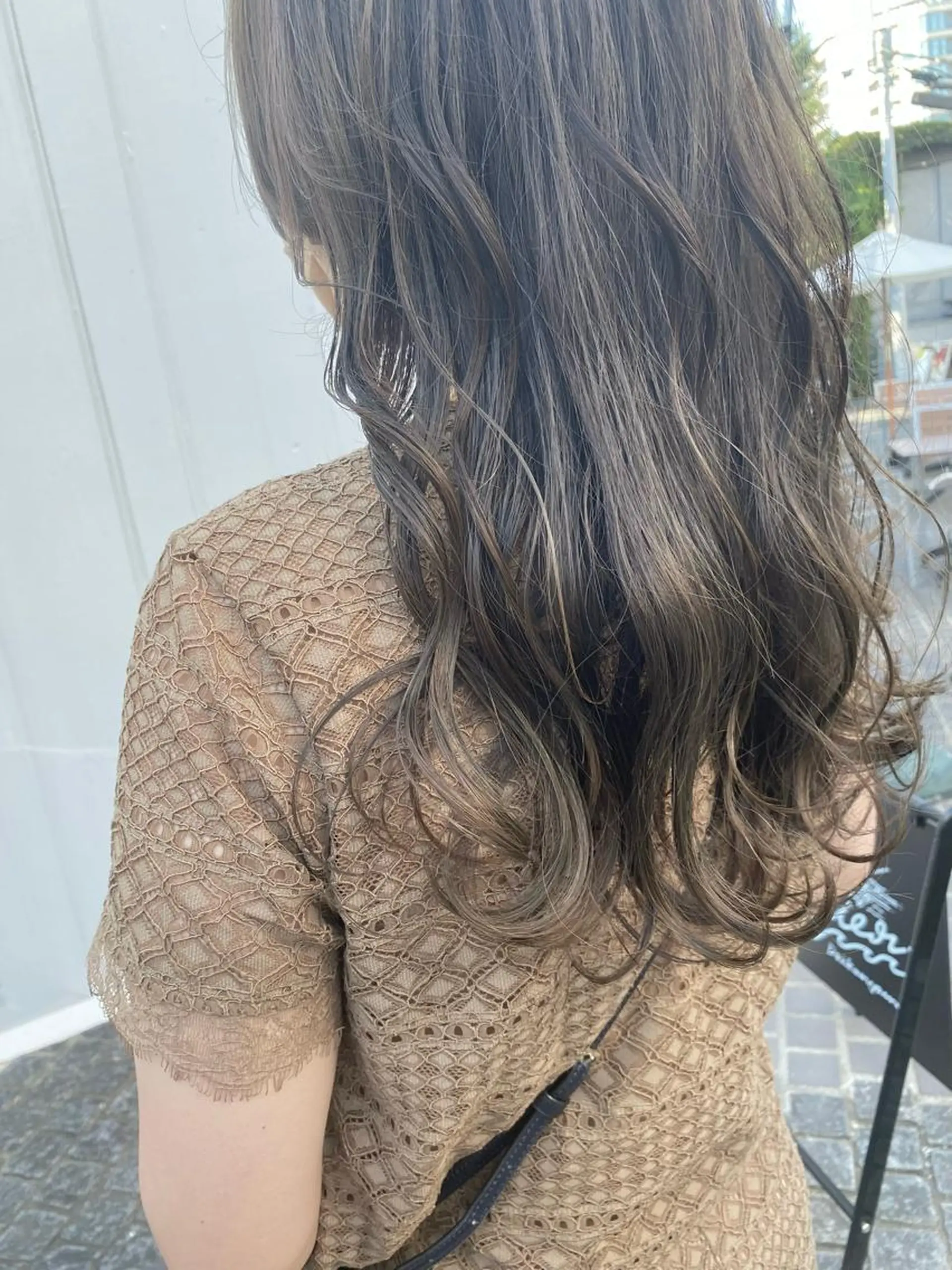 セミロング カラー 佐藤史哉＊ 韓国レイヤー赤み除去のヘアスタイル