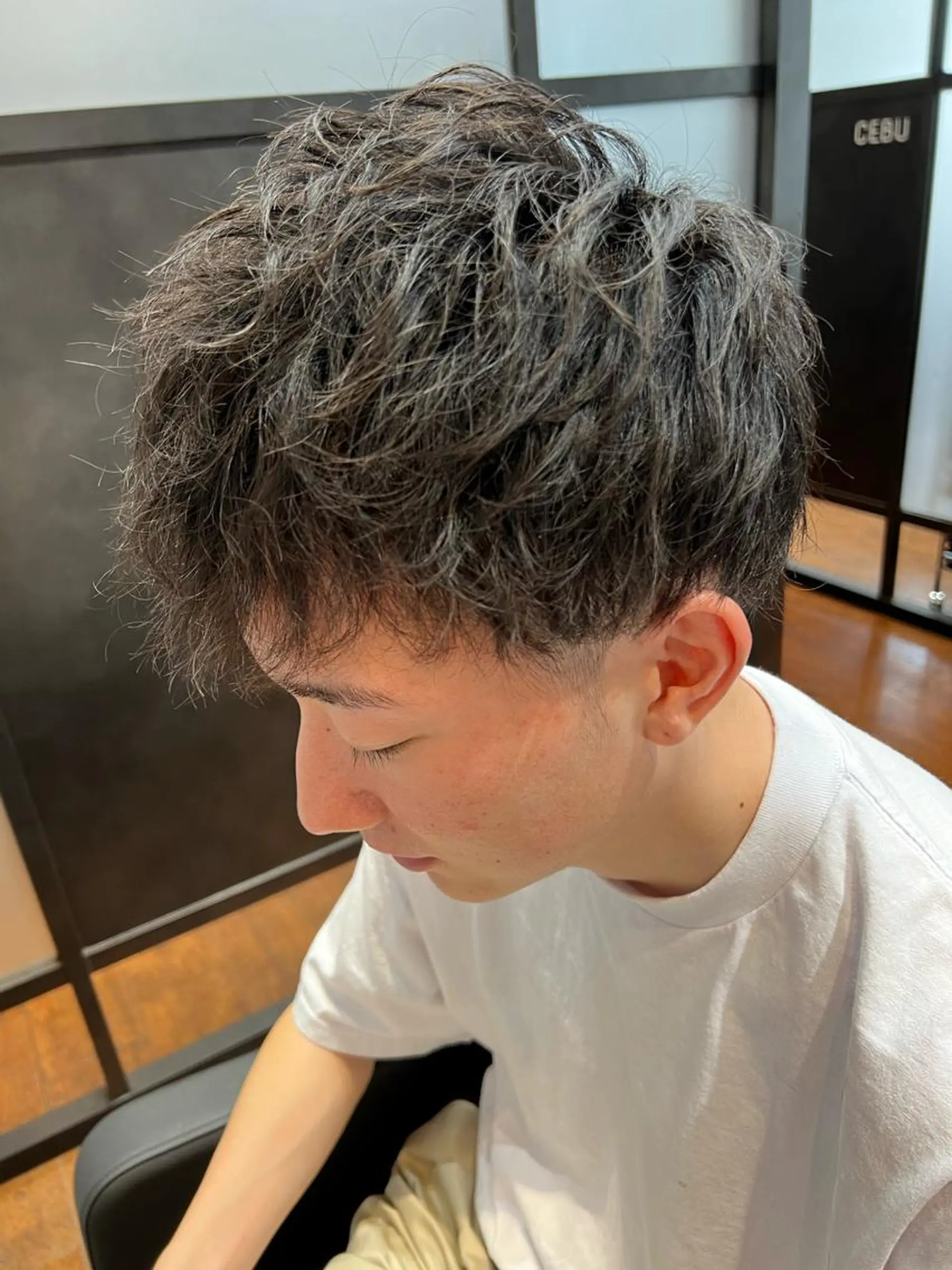 メンズ newi TATSUのヘアスタイル