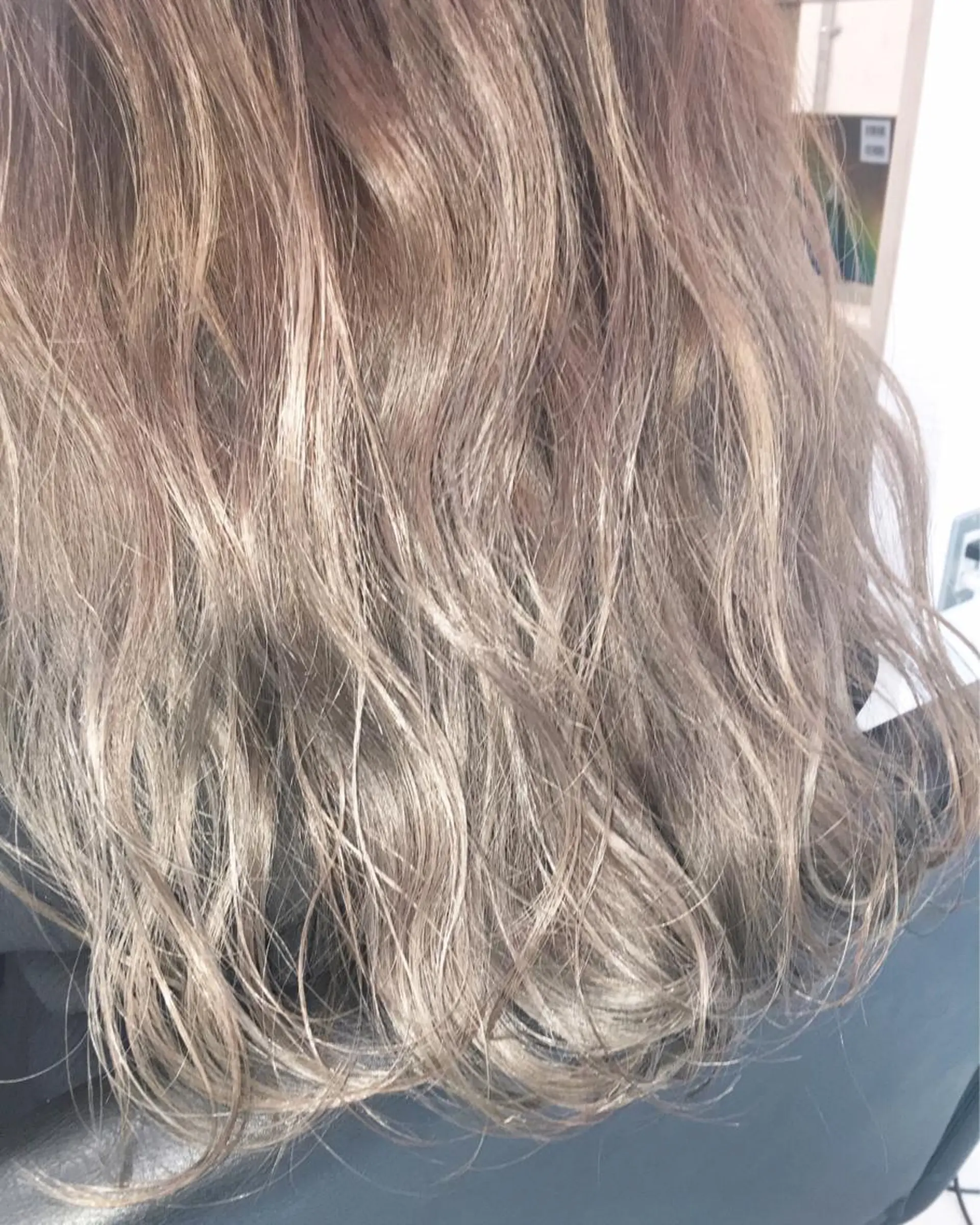 ロング カラー LITTY所属・レイヤー/髪質改善 /山永圭介のヘアスタイル