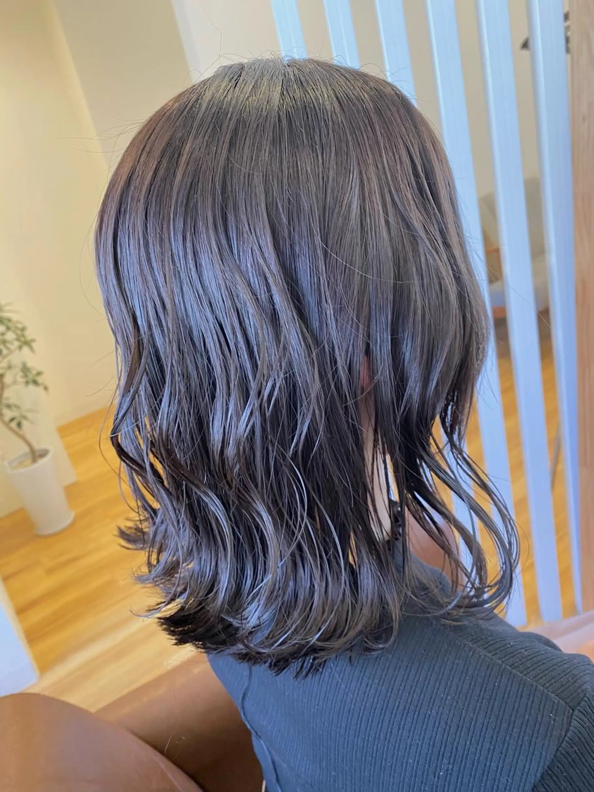 セミロング カラー ヘアアレンジ Design Color🐰アユミのヘアスタイル