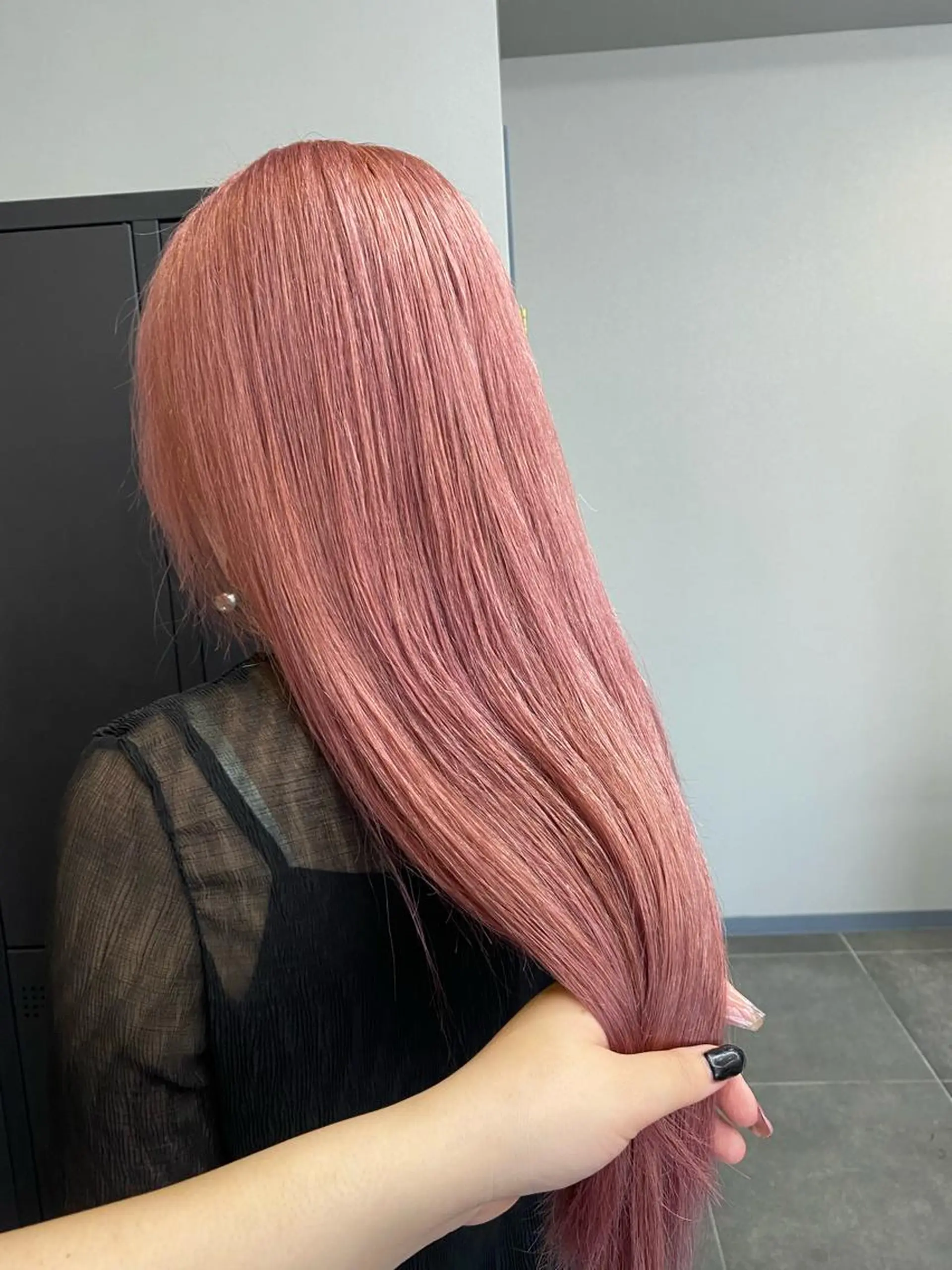 ロング maco 艶感ハイトーン🦋のヘアスタイル