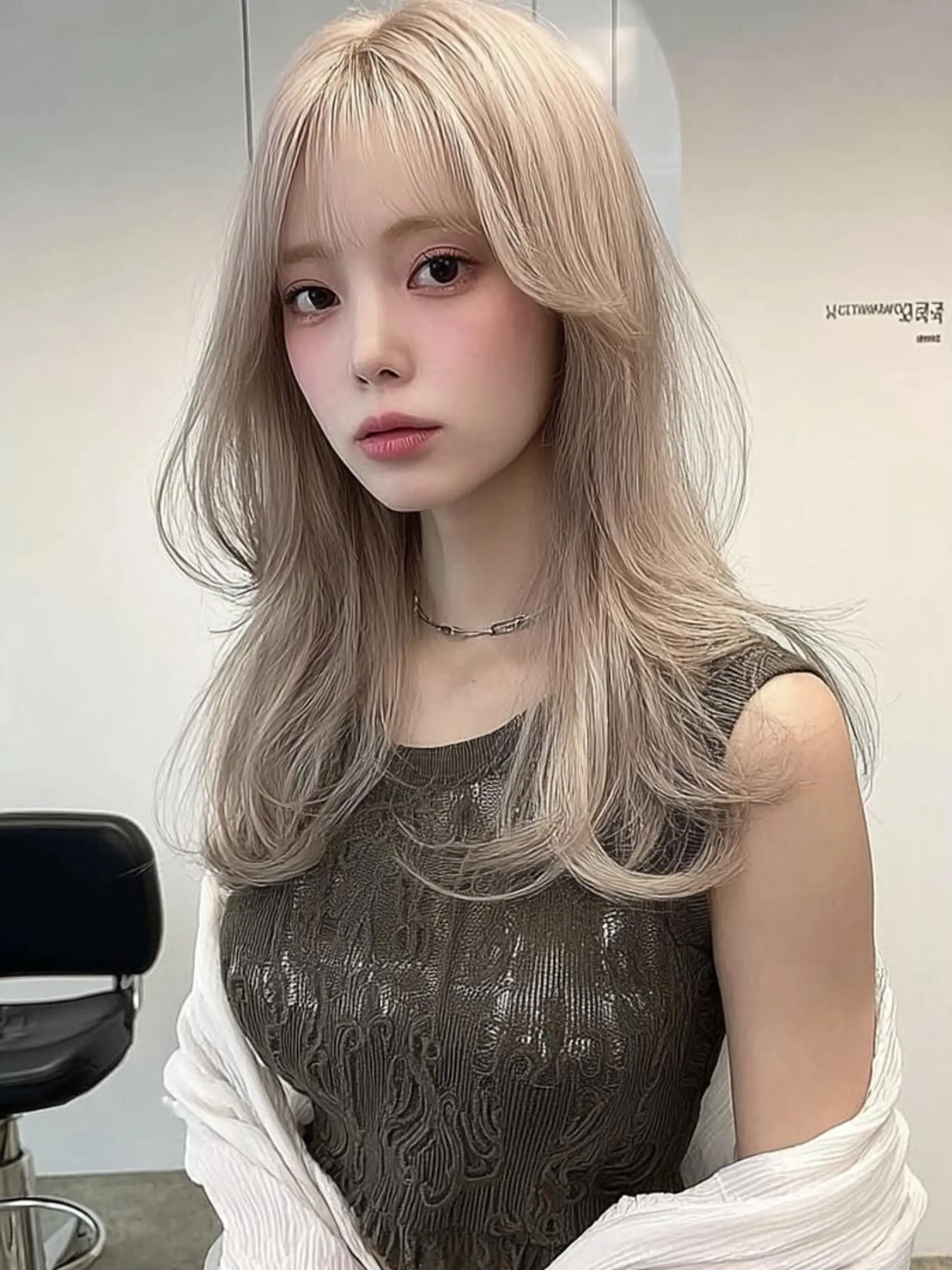 ロング ボブ 顔まわりレイヤー 髪質改善 韓国風ヘア レイヤーカット カット ヘアカラー トリートメント 川上 彩華のヘアスタイル