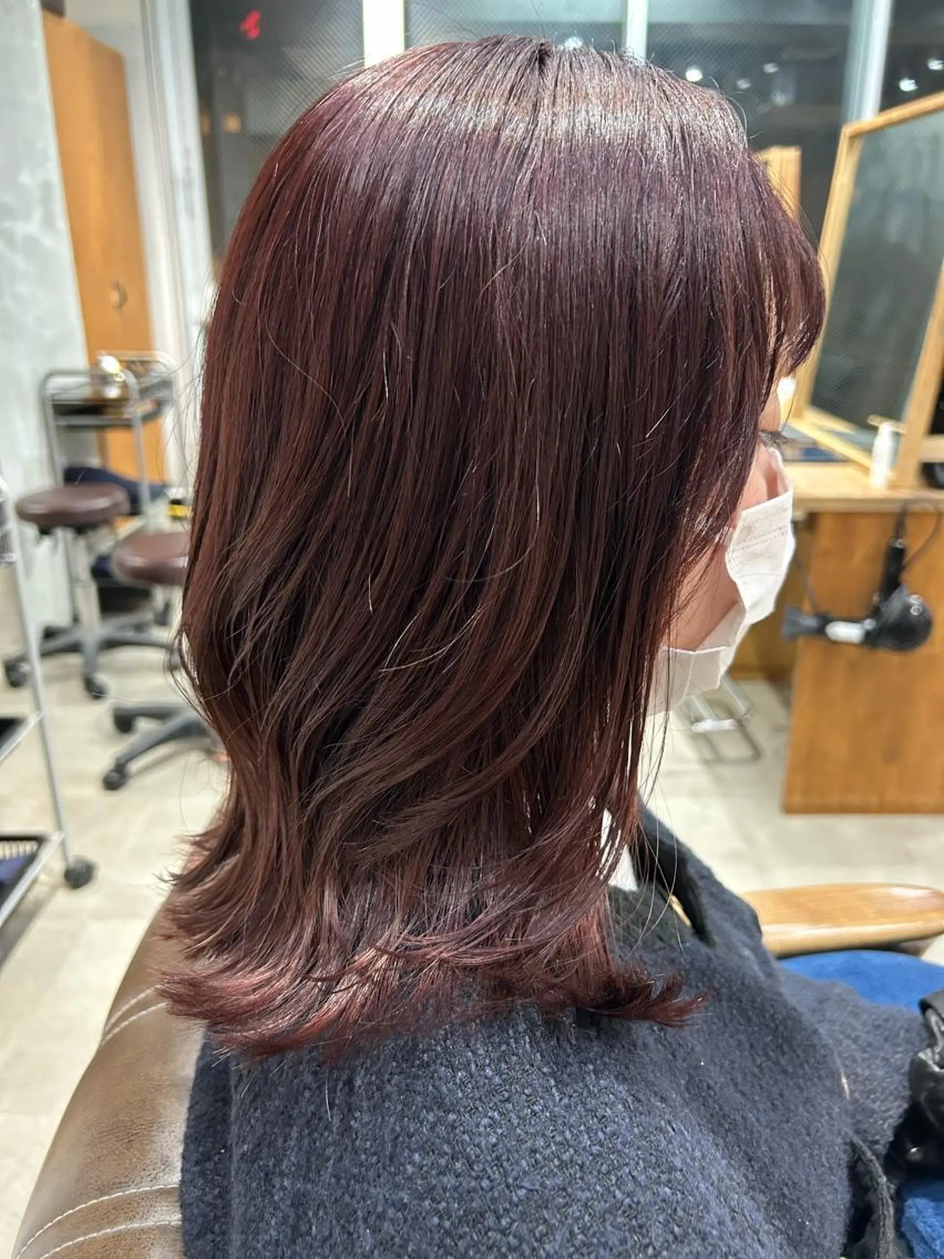 セミロング カラー ヘアカラー トリートメント Eri 🌿透明感カラーのヘアスタイル