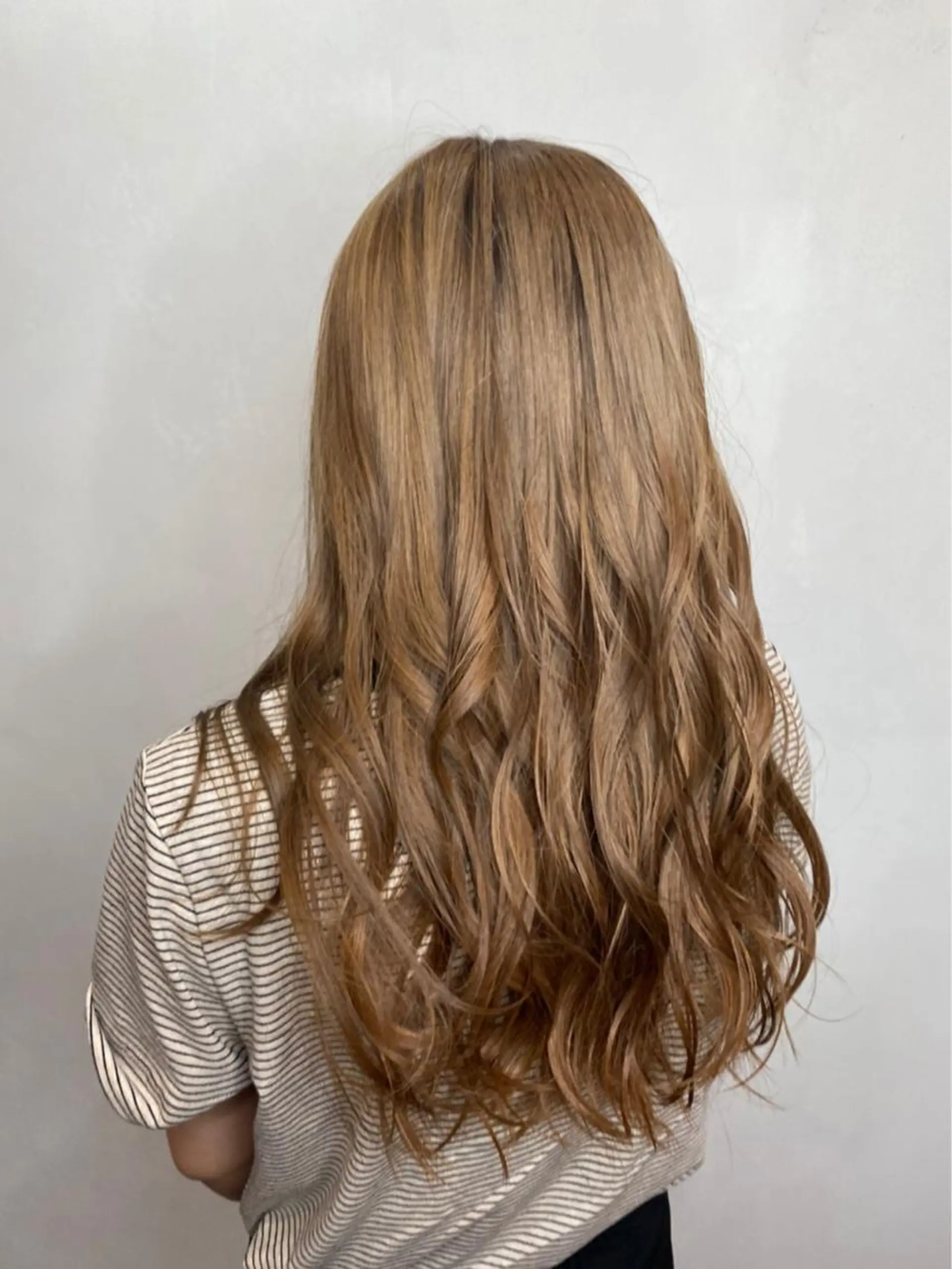 ロング カラー 脇谷 拓弥のヘアスタイル