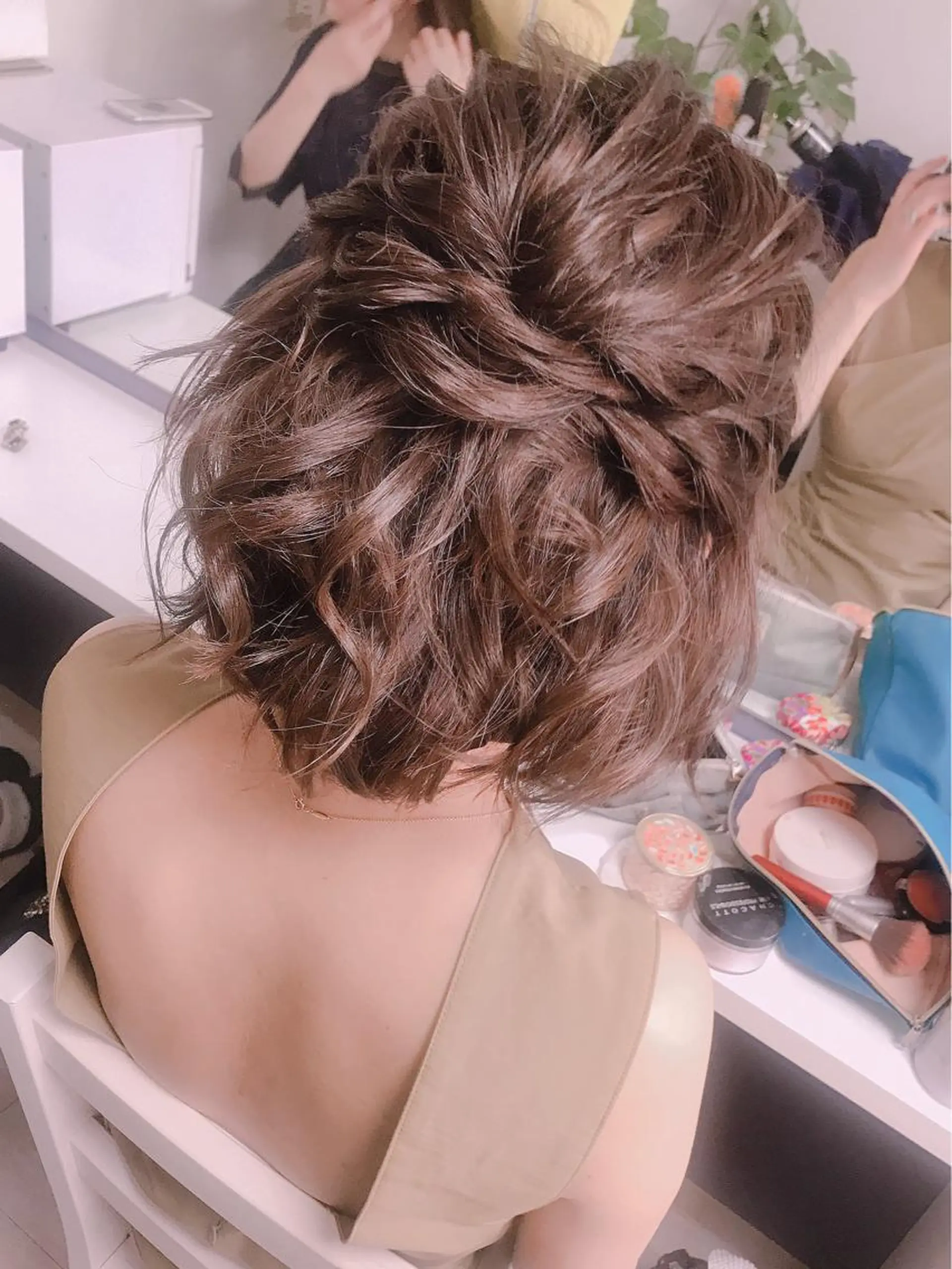 ショート ヘアアレンジ 《カメレオン》 西田美輝のヘアスタイル