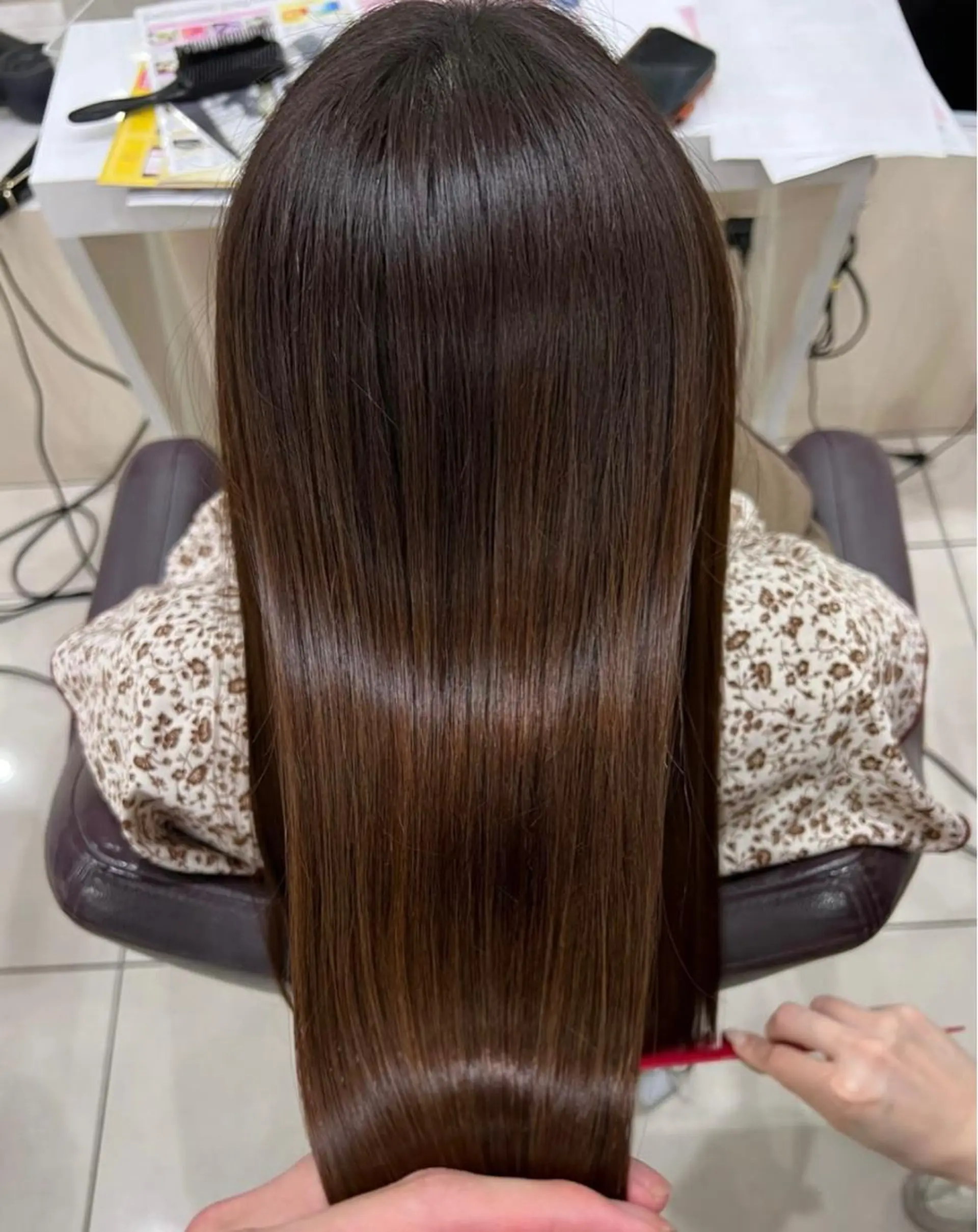 ロング カラー ハピネスフィール宇治店【FEEL】所属・瀧上 菜津美のヘアスタイル