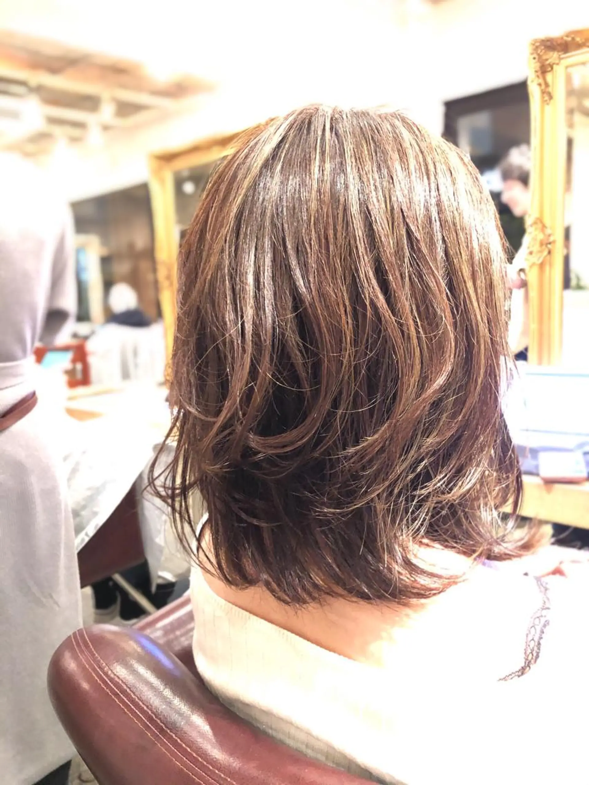 ミディアム カラー レイヤーカット カット ヘアカラー トリートメント 韓国風カット/ 髪質改善 黒崎のヘアスタイル