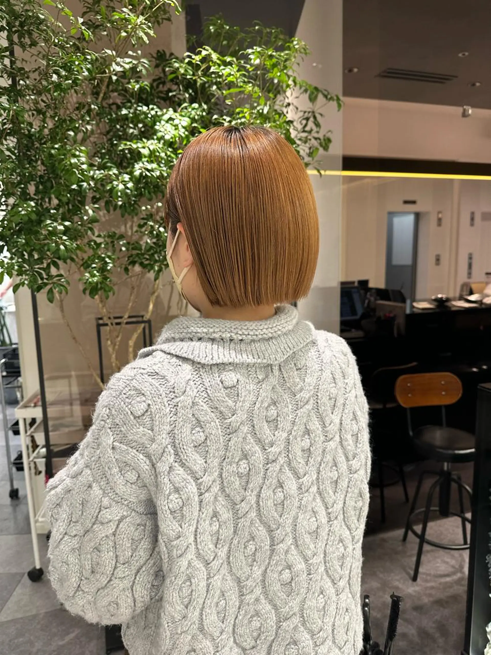 ショート ボブ 顔周りカット ハイライト レイヤーカット ショートヘア 巻ける縮毛矯正/艶 カラーchika🩵のヘアスタイル