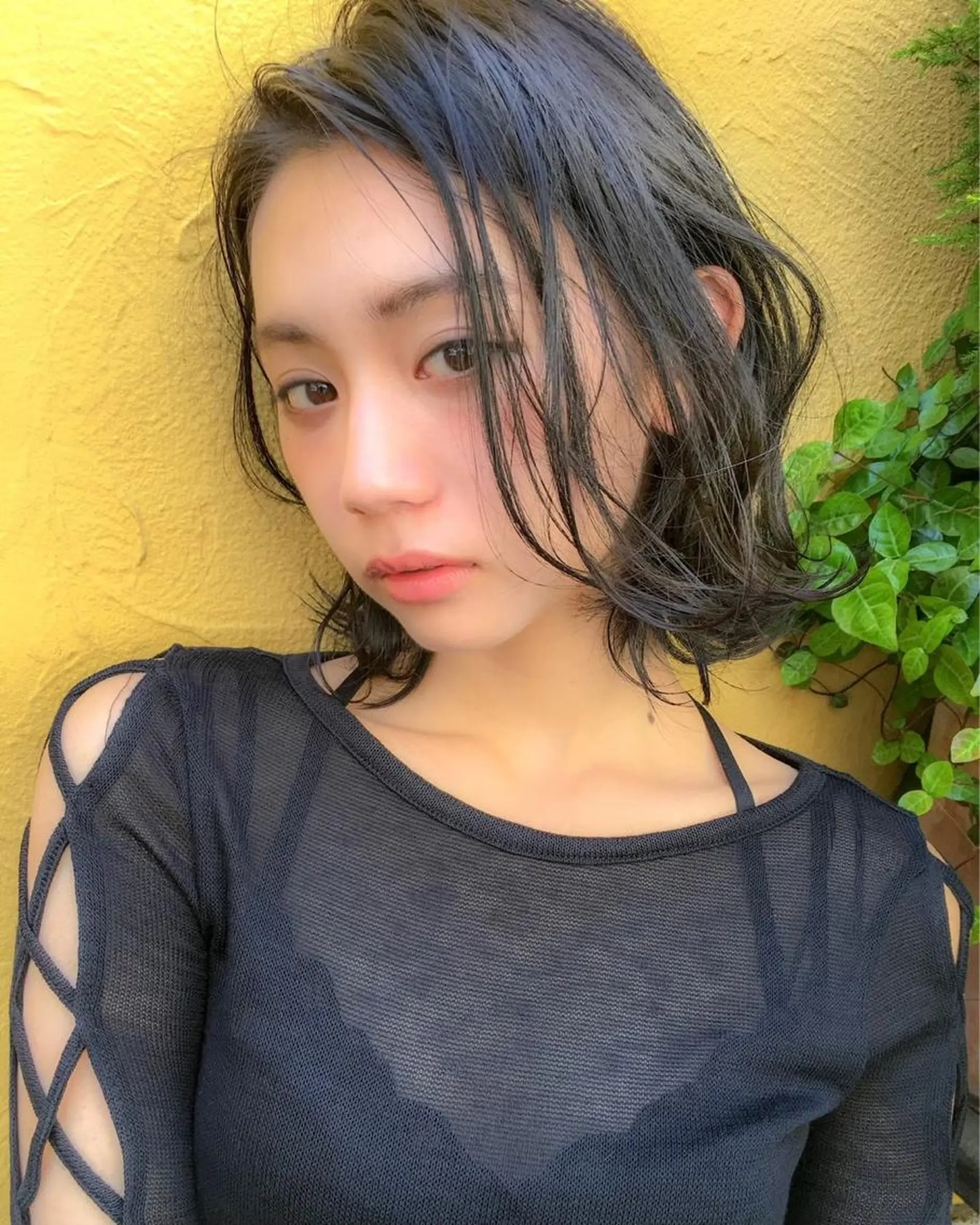 ミディアム カラー くすみミルクティー／ ブラウン🪡TOWAのヘアスタイル