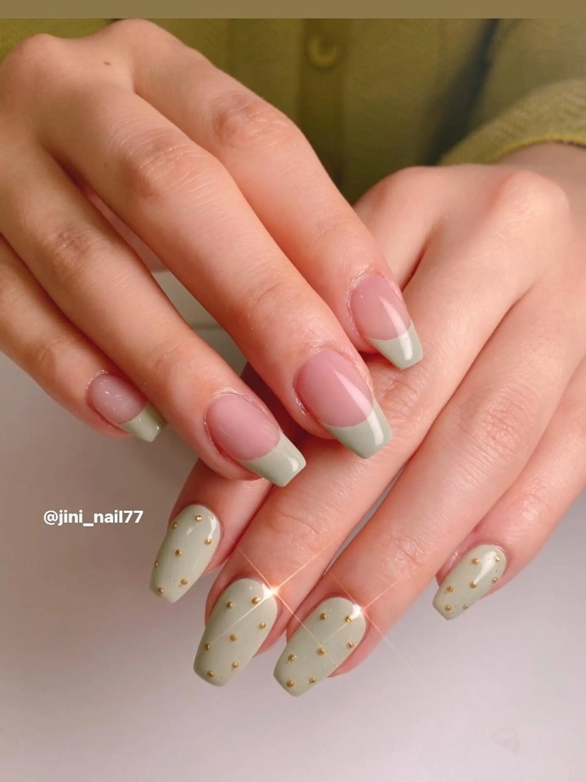 ネイル ハンドネイル JINI NAIL所属・ジニ ネイルのネイルデザイン