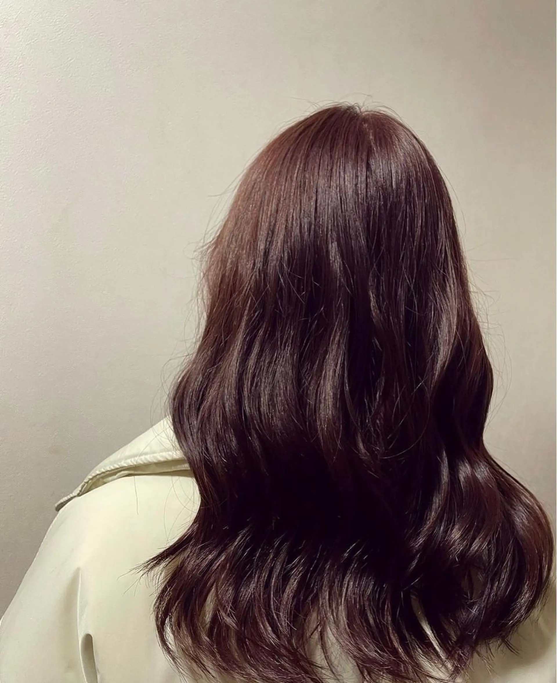 ロング カラー 小柳 夏美のヘアスタイル