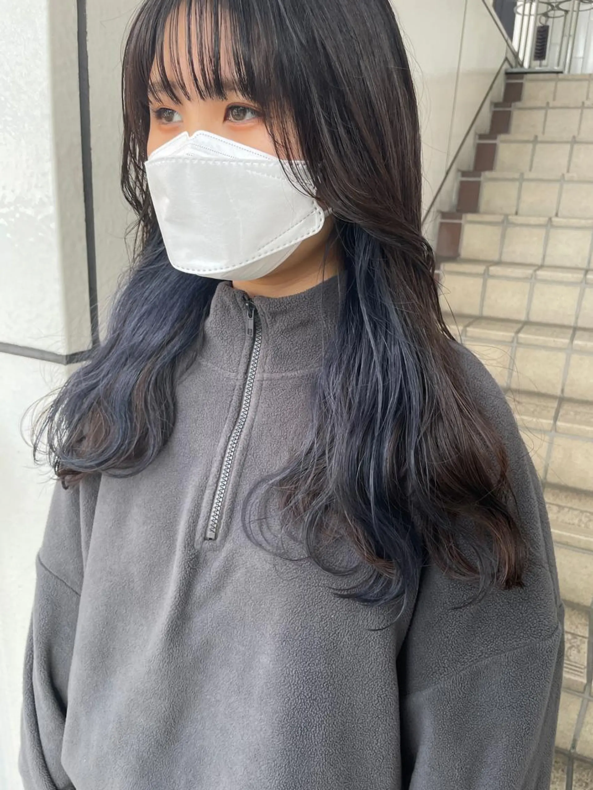 カラー アッシュ ブルーカラー ブルーアッシュ イヤリングカラー インナーカラー 【髪風船】上大岡店所属・齋藤 尋真のヘアスタイル