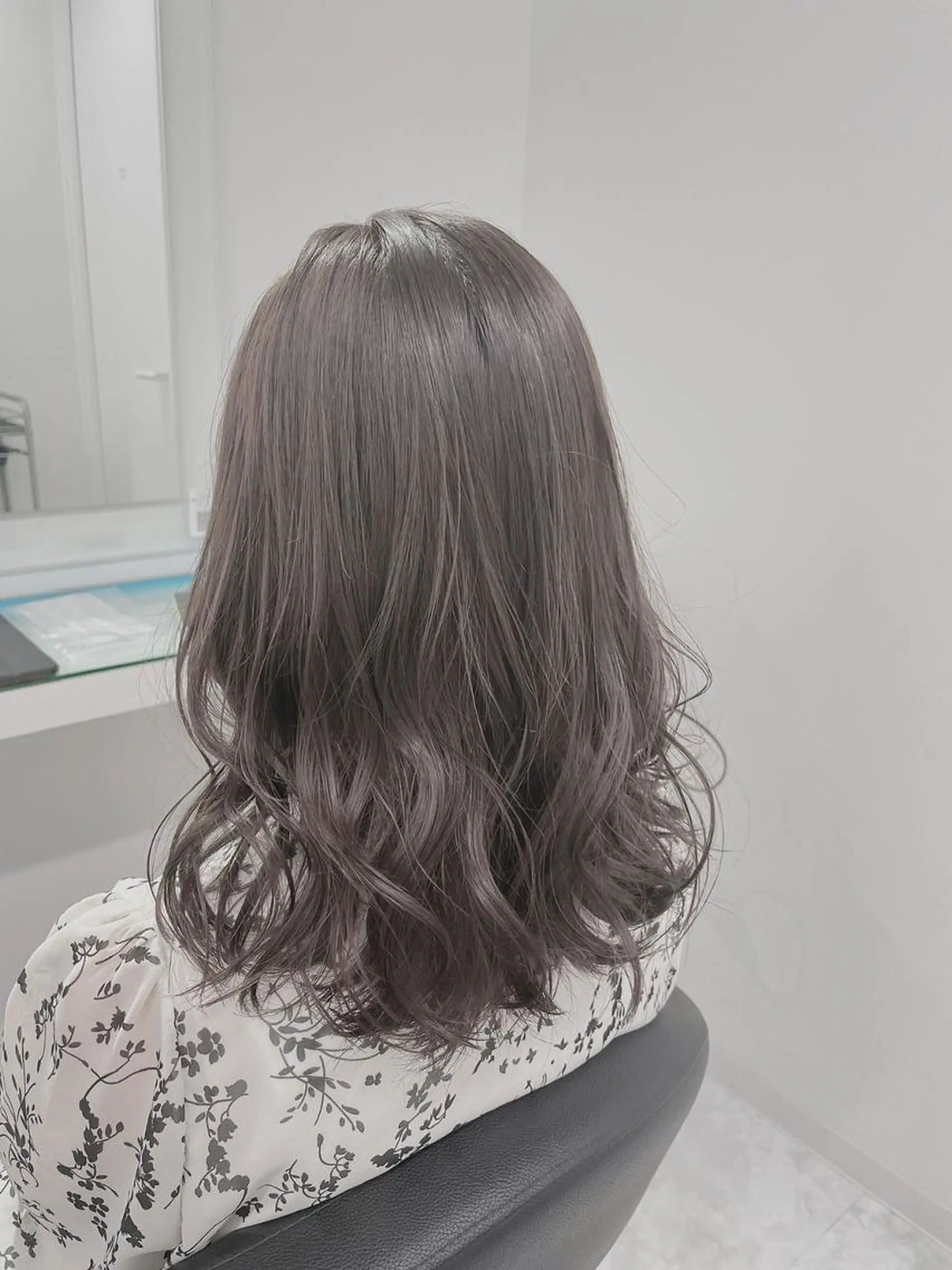 ロング カラー ヘアアレンジ 透け上品ハイトーン 職人ゆうと🤍のヘアスタイル