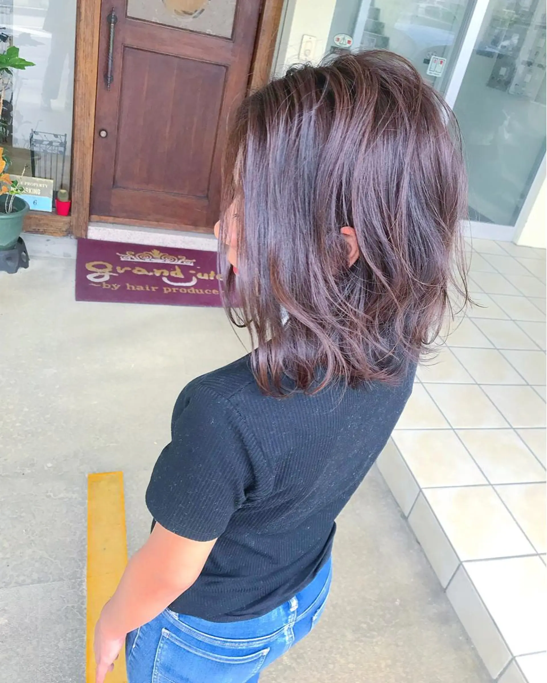 ミディアム カラー グレージュ ラベンダーカラー ラベンダーグレージュ ラベンダーグレー ヘアカラー grand juteのヘアスタイル