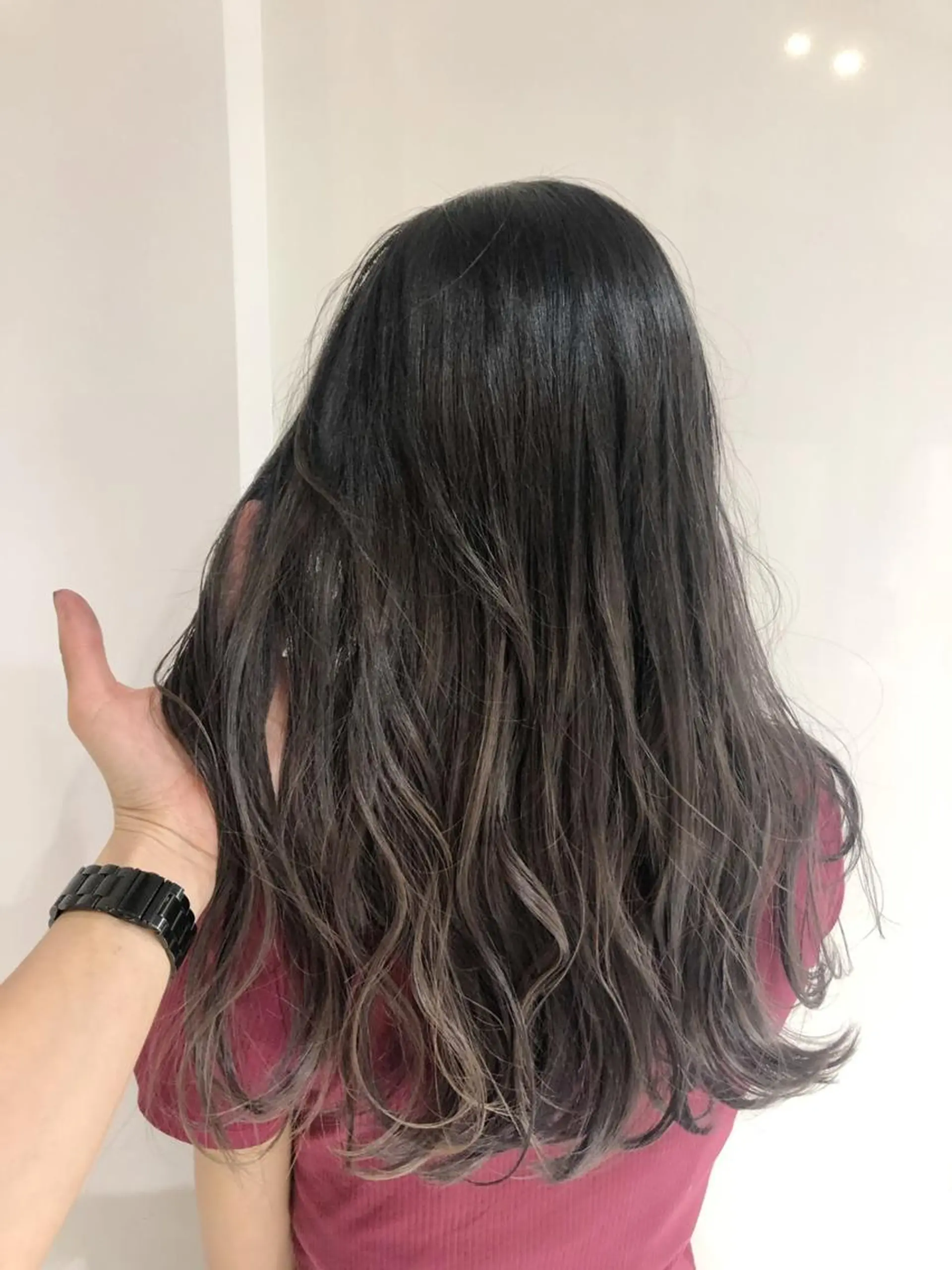 ロング カラー ブリーチ&似合せボブ 田中寛十のヘアスタイル