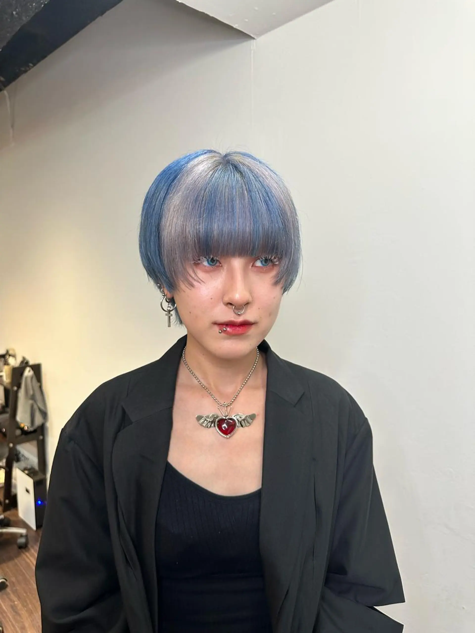 ショート カラー アディクシーカラー ブリーチ ケアブリーチ デザインカラー ハイトーンカラー カット ヘアカラー トリートメント ワンホンヘア ケラチン/Kaitoのヘアスタイル