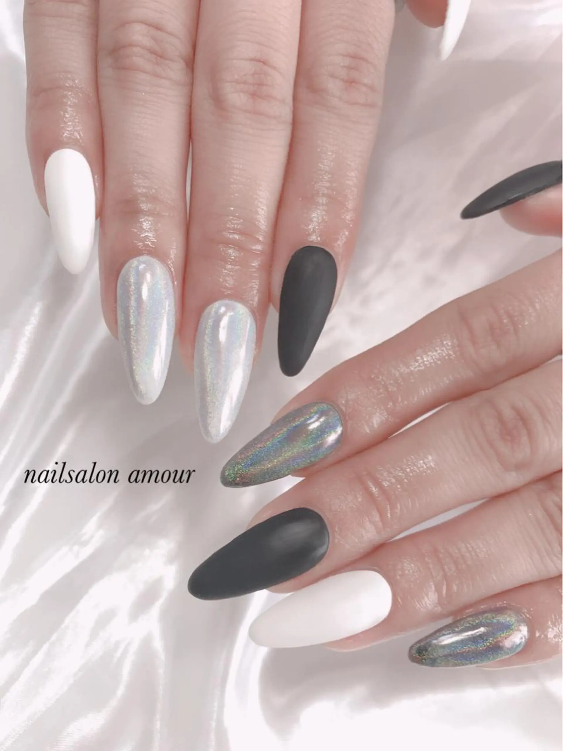 ネイル マットネイル ホワイト nailsalon ♡amour♡のネイルデザイン