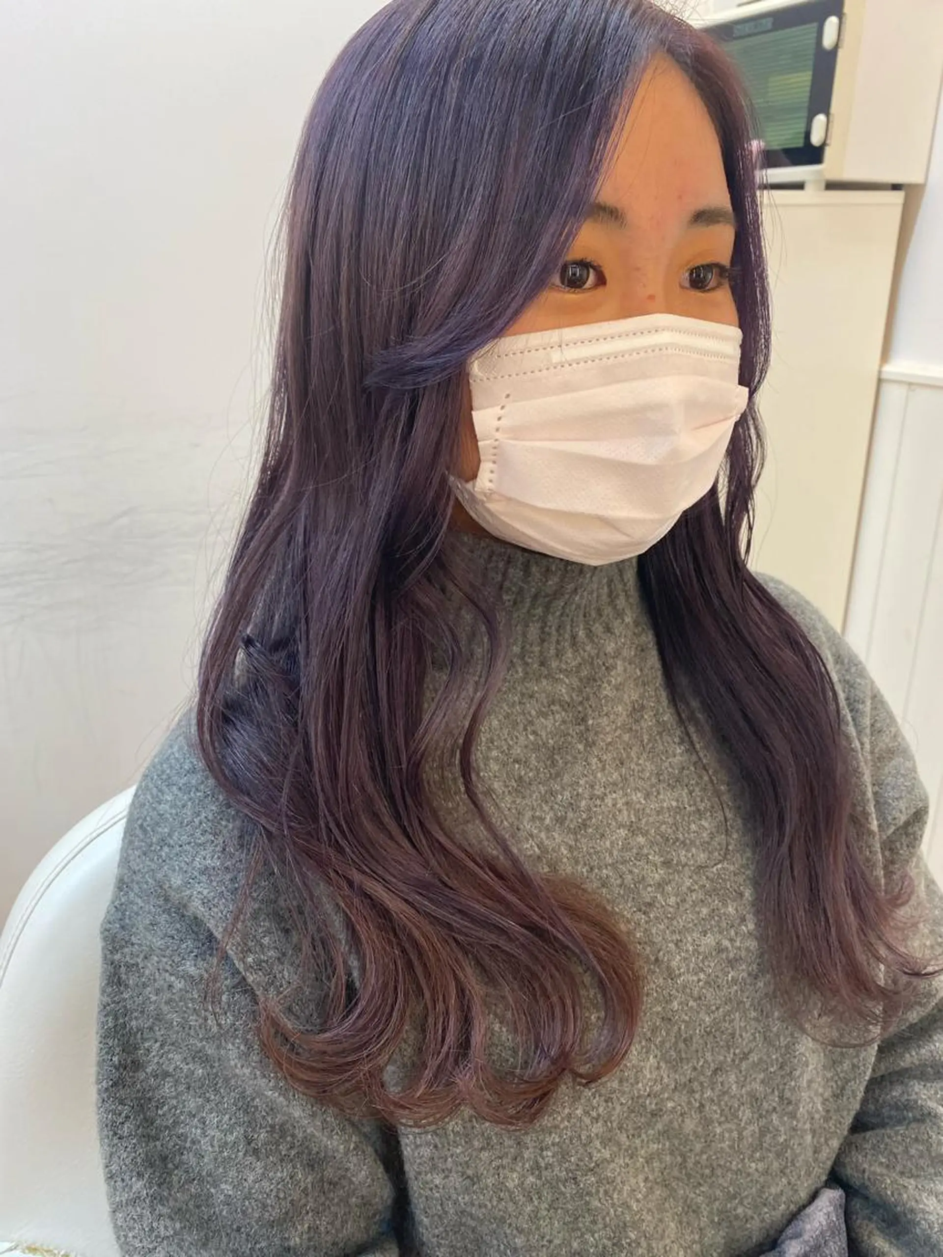 ロング カラー ヘアアレンジ ブリーチ バイオレットカラー 韓国ヘア sasugaのヘアスタイル