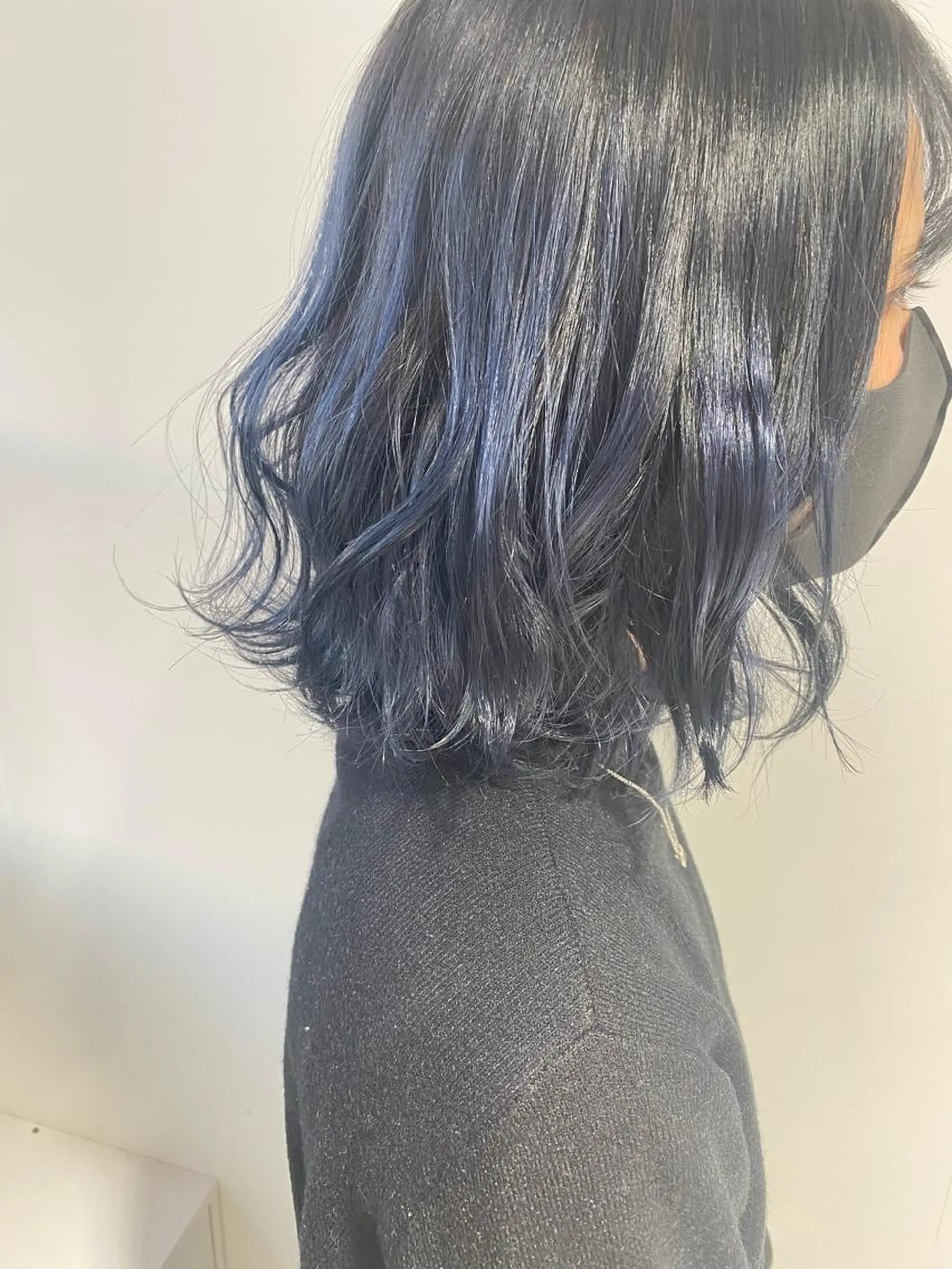 ミディアム 小谷野 真優のヘアスタイル