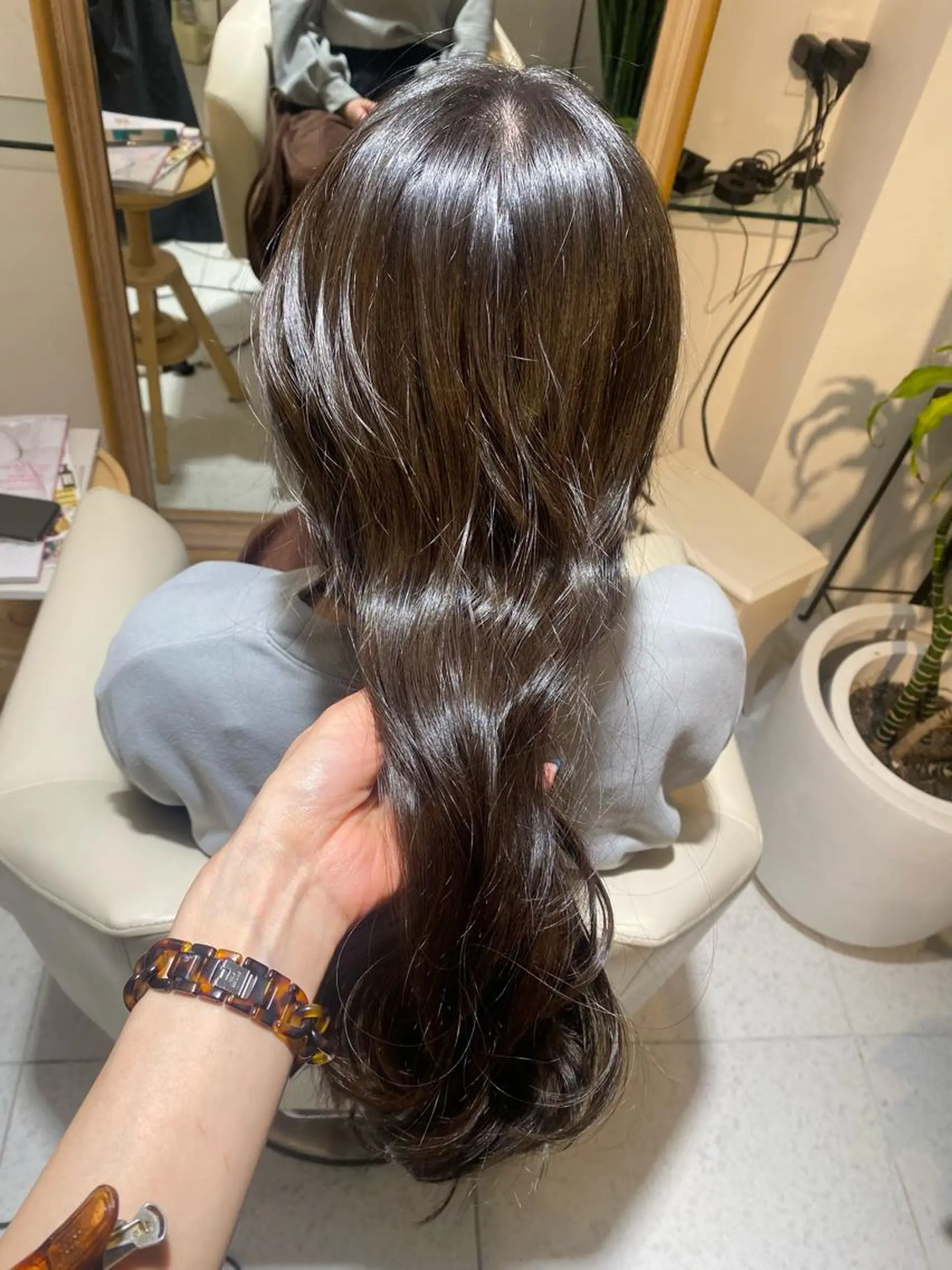 ロング カラー カット ヘアカラー 安永 涼のヘアスタイル