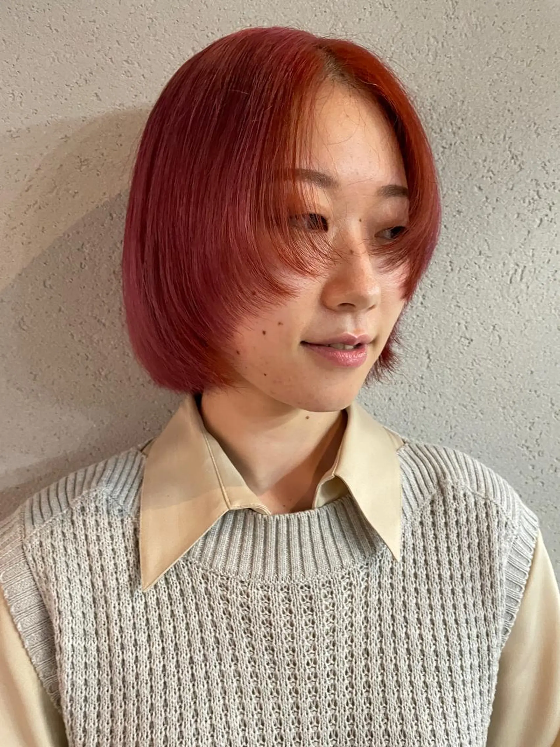 ミディアム カラー メンズ ピンクカラー レッドカラー 吉田一輝 外国人パーマのヘアスタイル