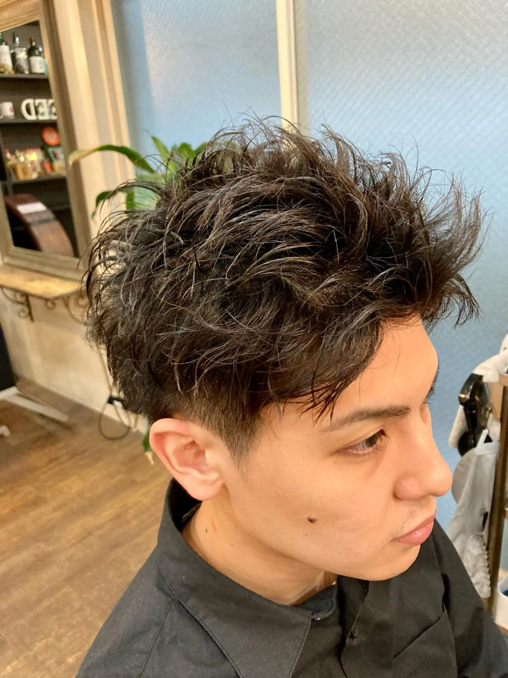 ショート メンズ メンズパーマ メンズツイストパーマ ツイストパーマ パーマ AUTHENTIC private mens hair salon所属・完全個室マンツーマン メンズサロン草野貴樹のヘアスタイル