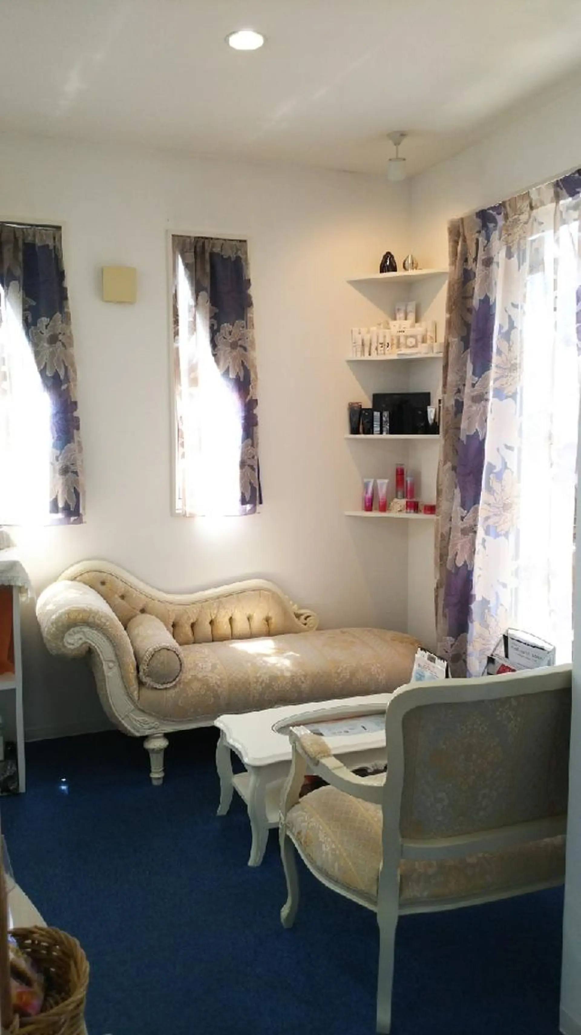 POLA  ルフラン所属・荒川 梓のエステ・リラクイメージ